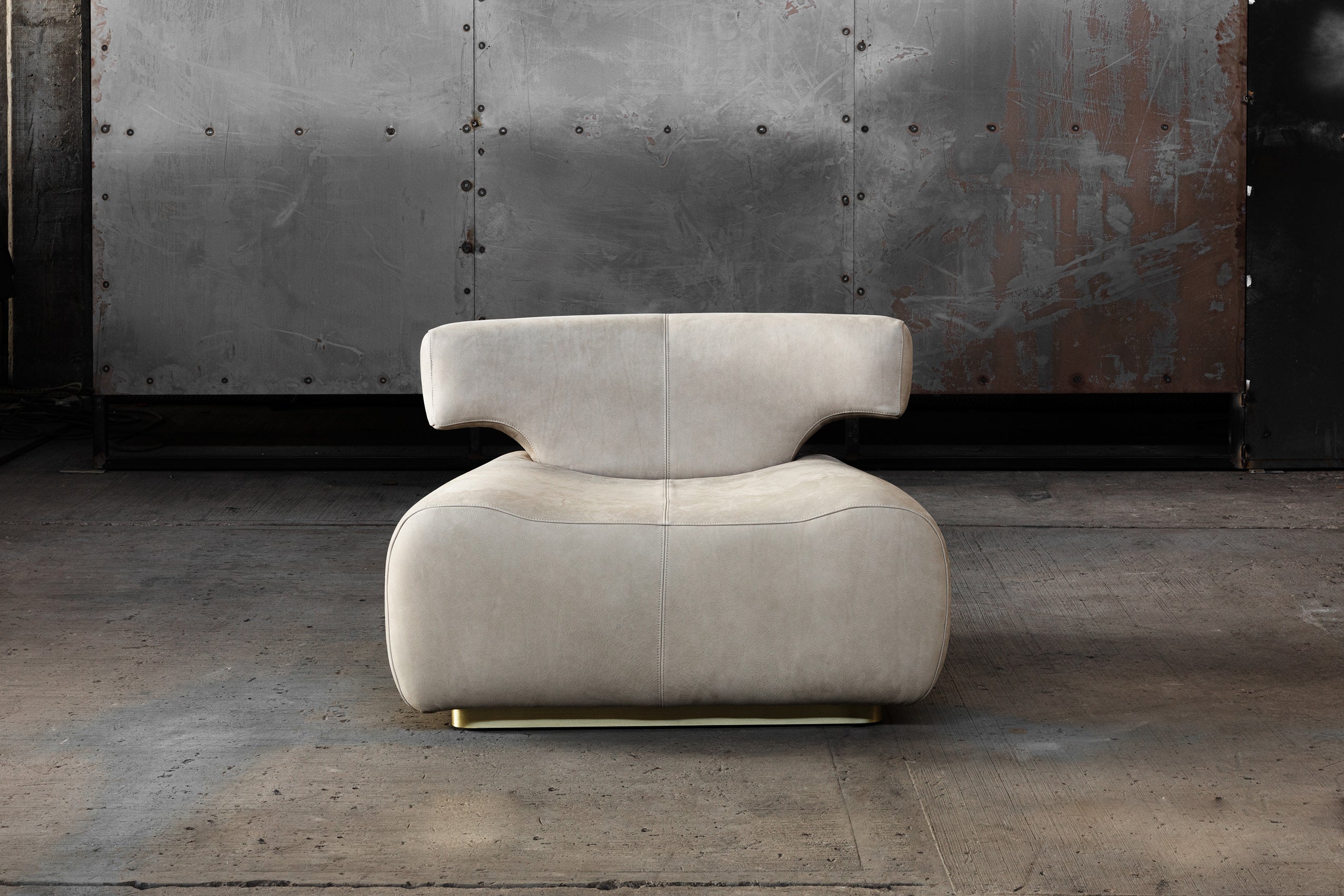 Pitao Armchair