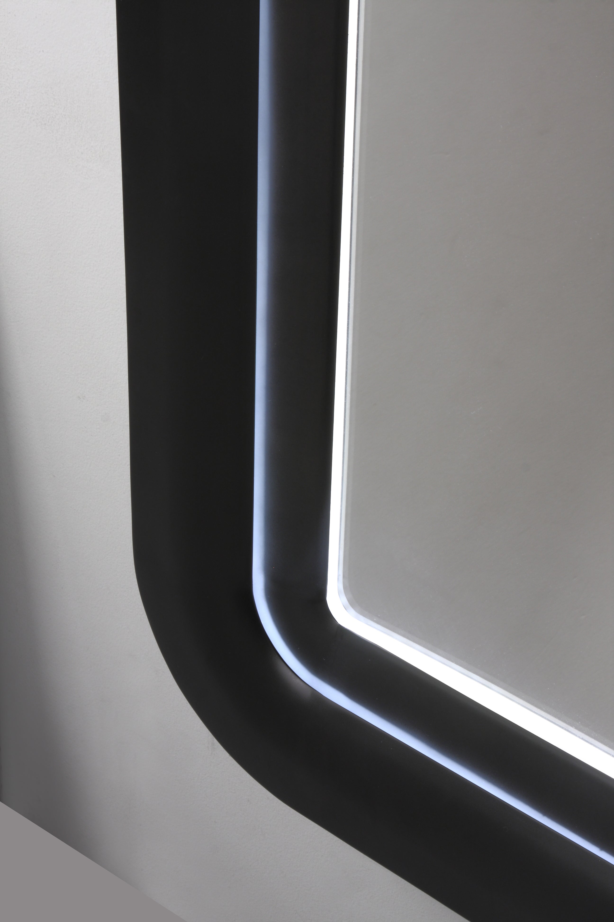 Tyché Single-Frame Mirror