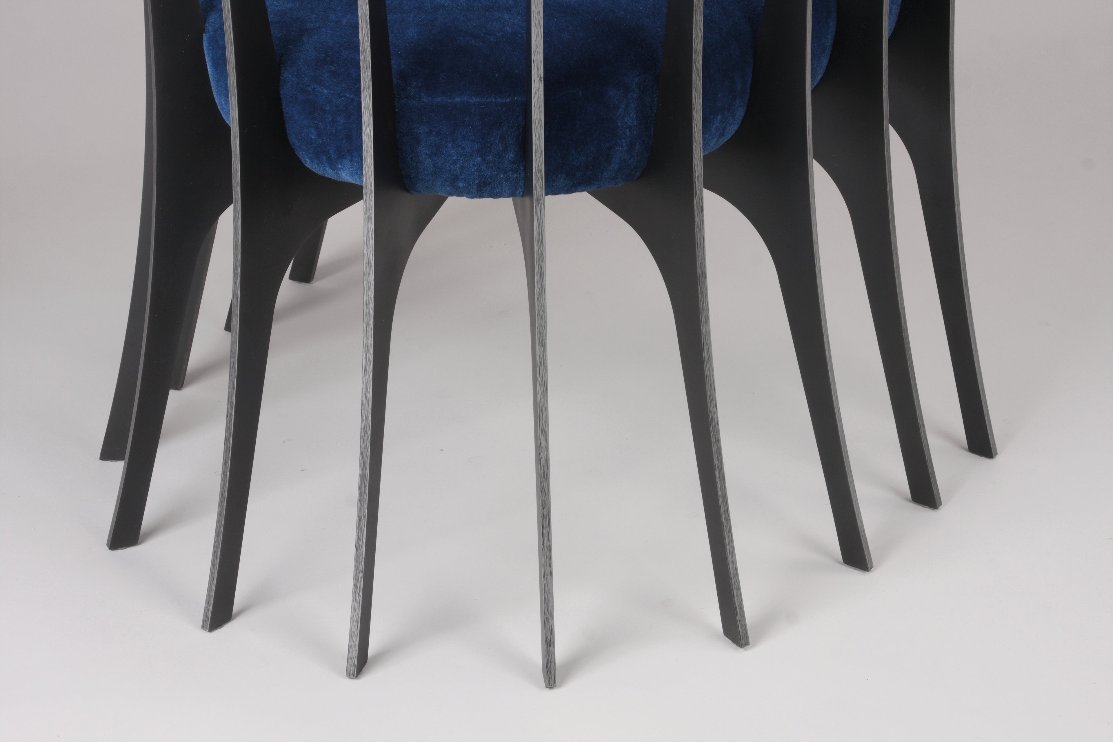 Ulysse Twelve Leg