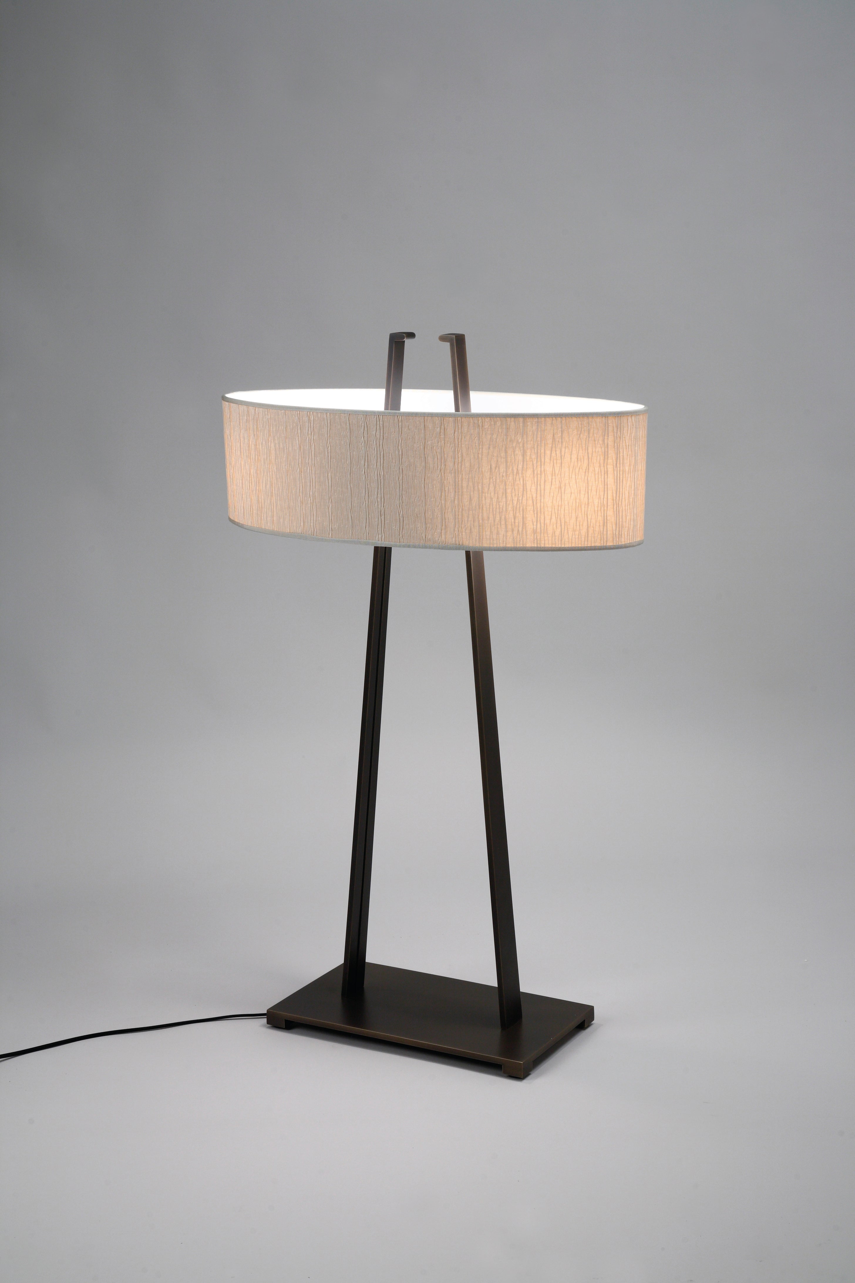 L135 Table Lamp