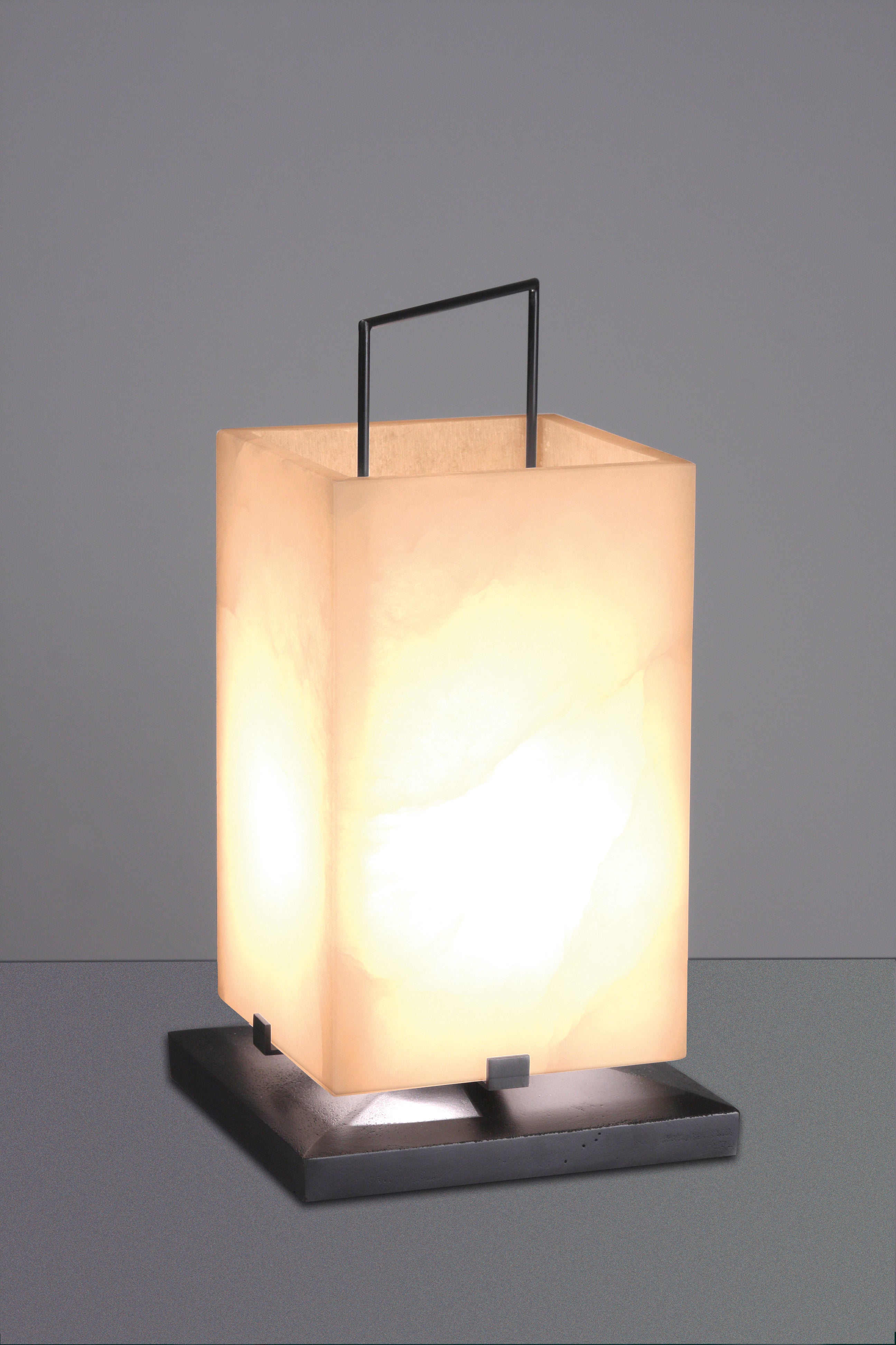 L125 Table Lamp