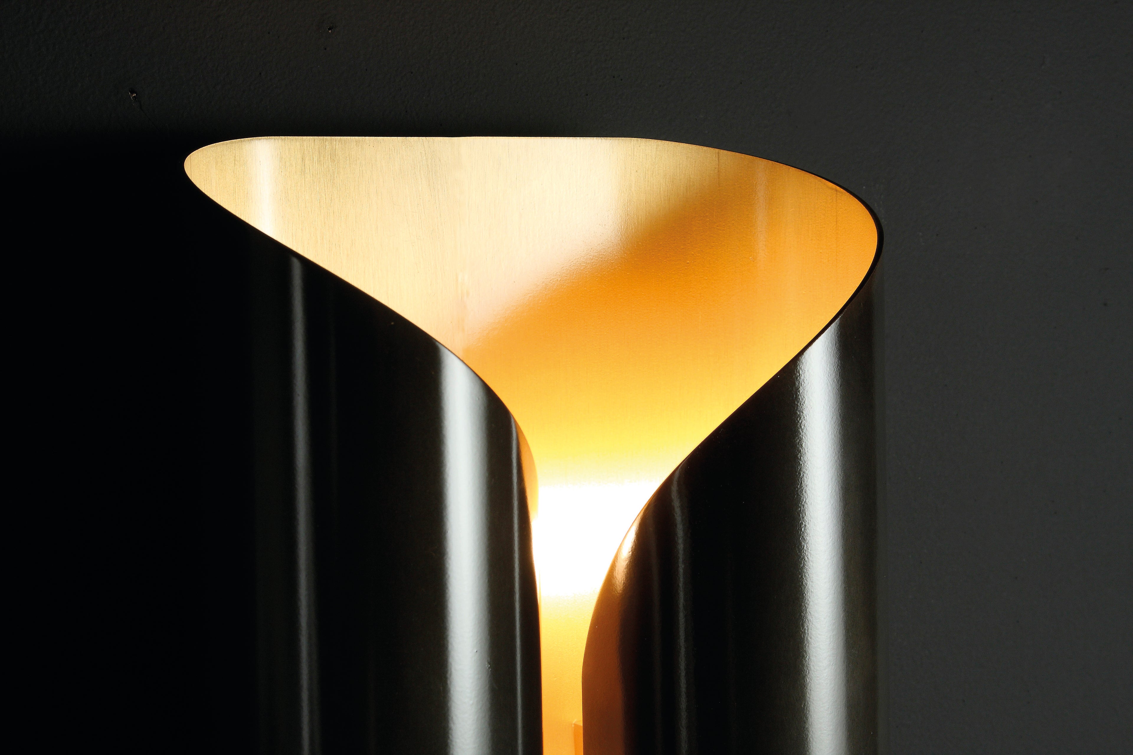 Ombre Wall Light