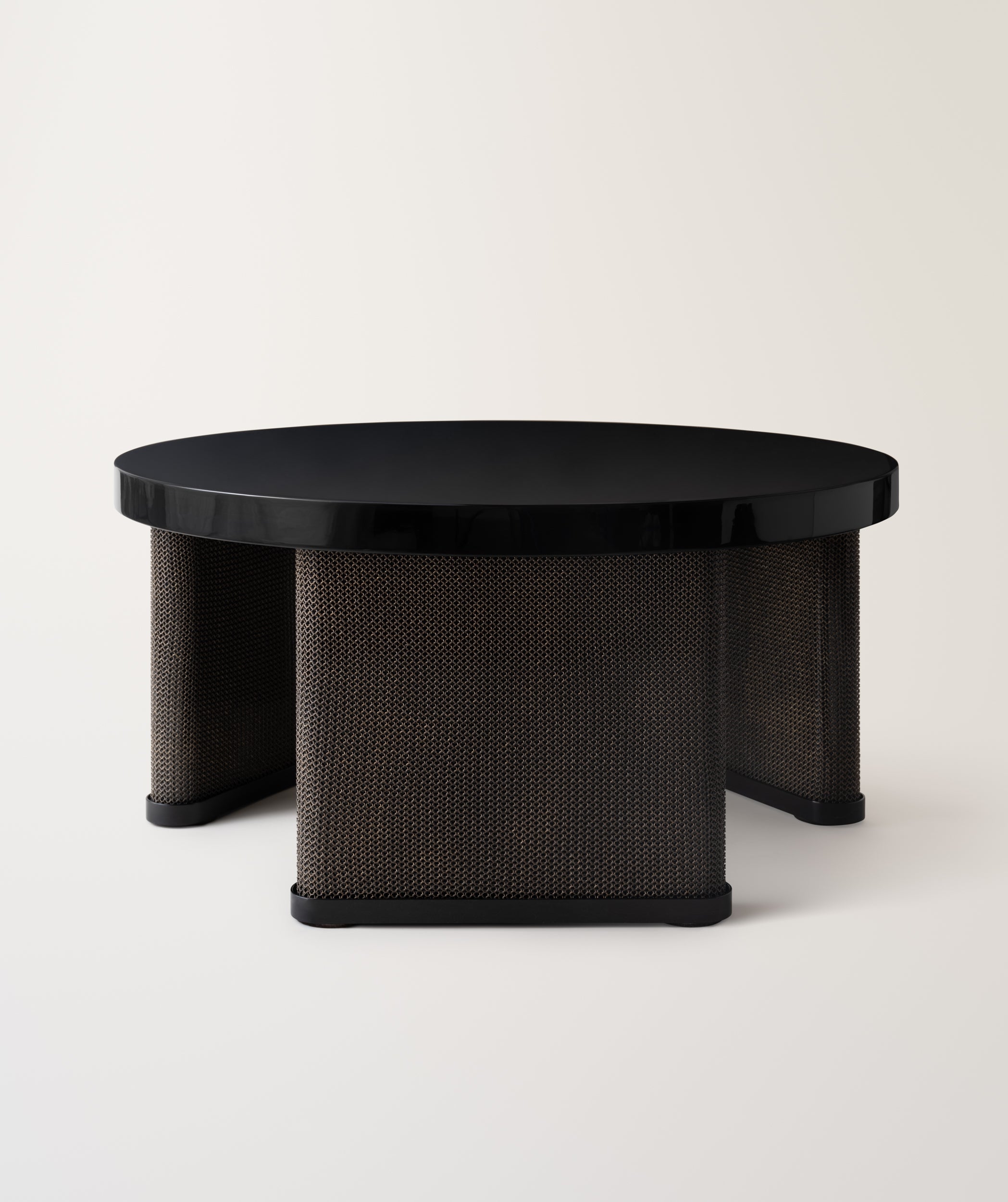 Armor Coffee Table Round