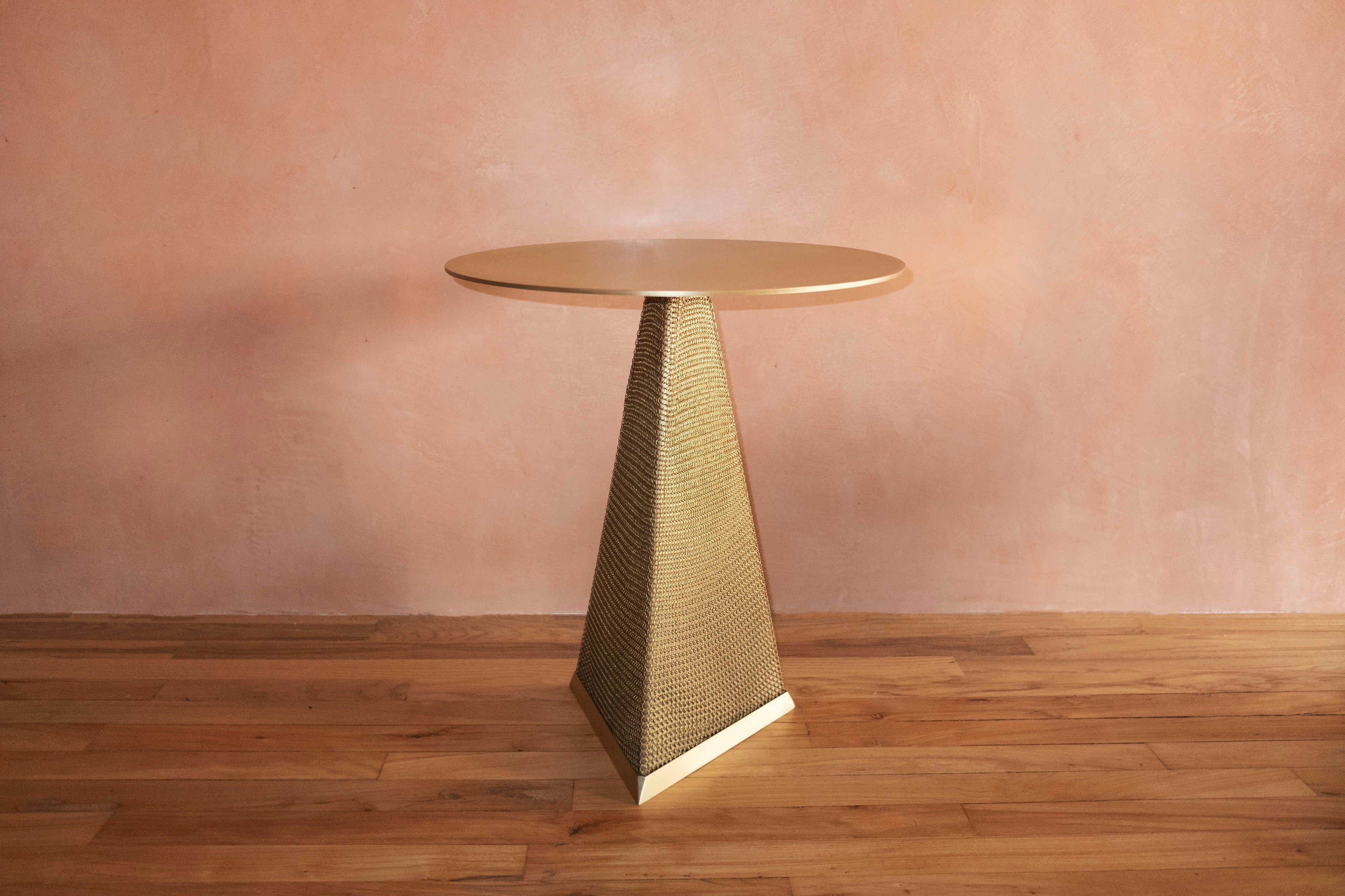 Armor Side Table Triangle