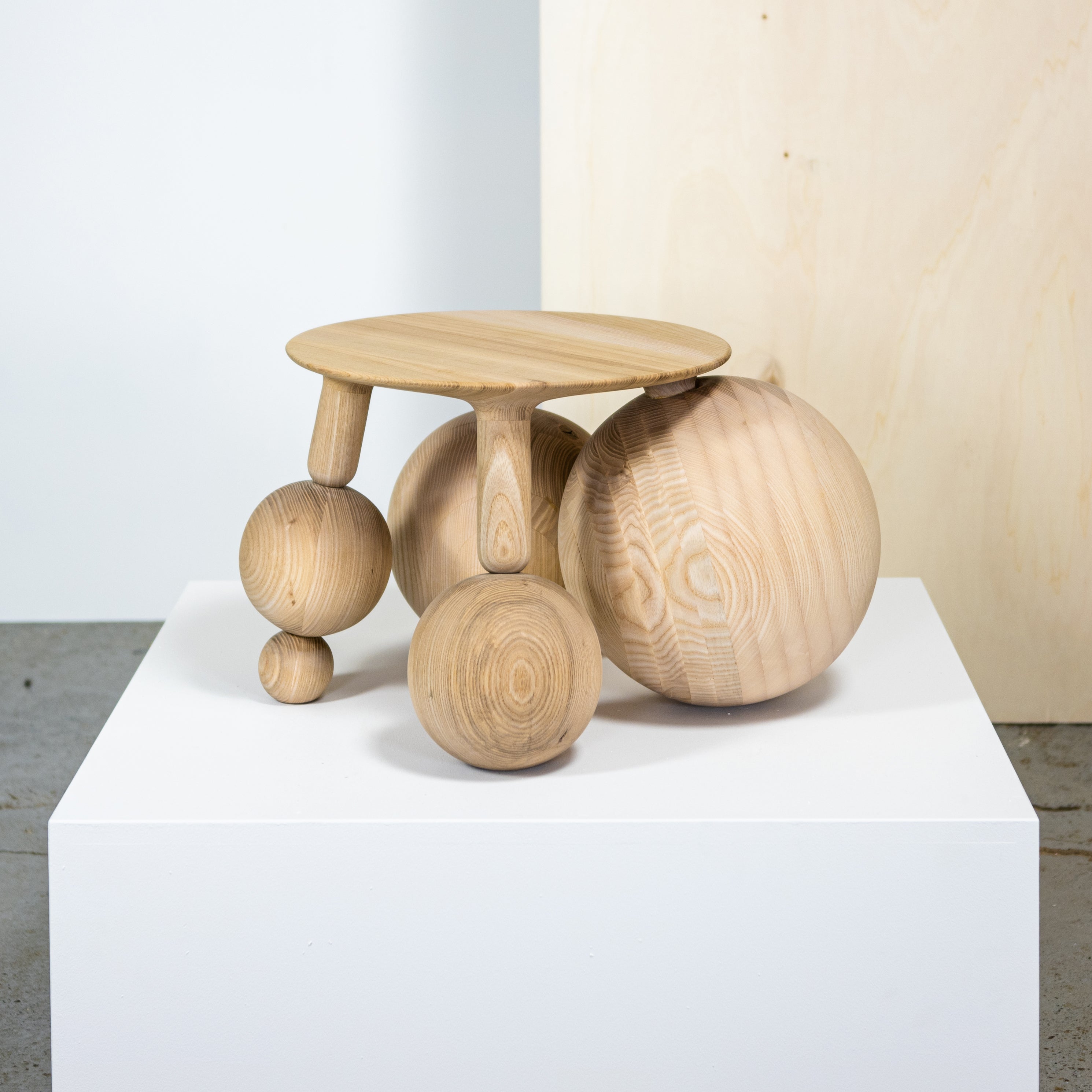 Balloon Table I