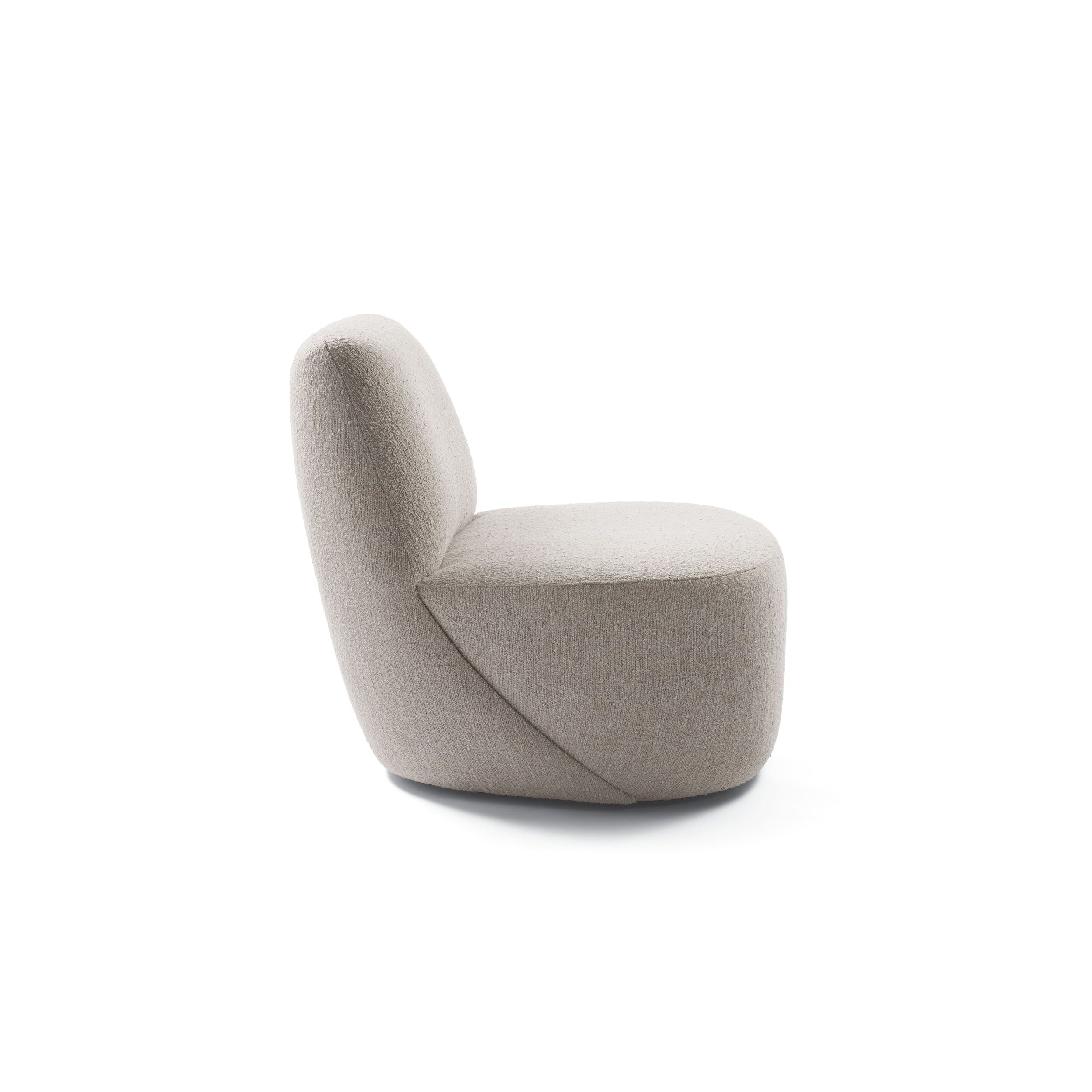 JB Lounge Chair with Swivel