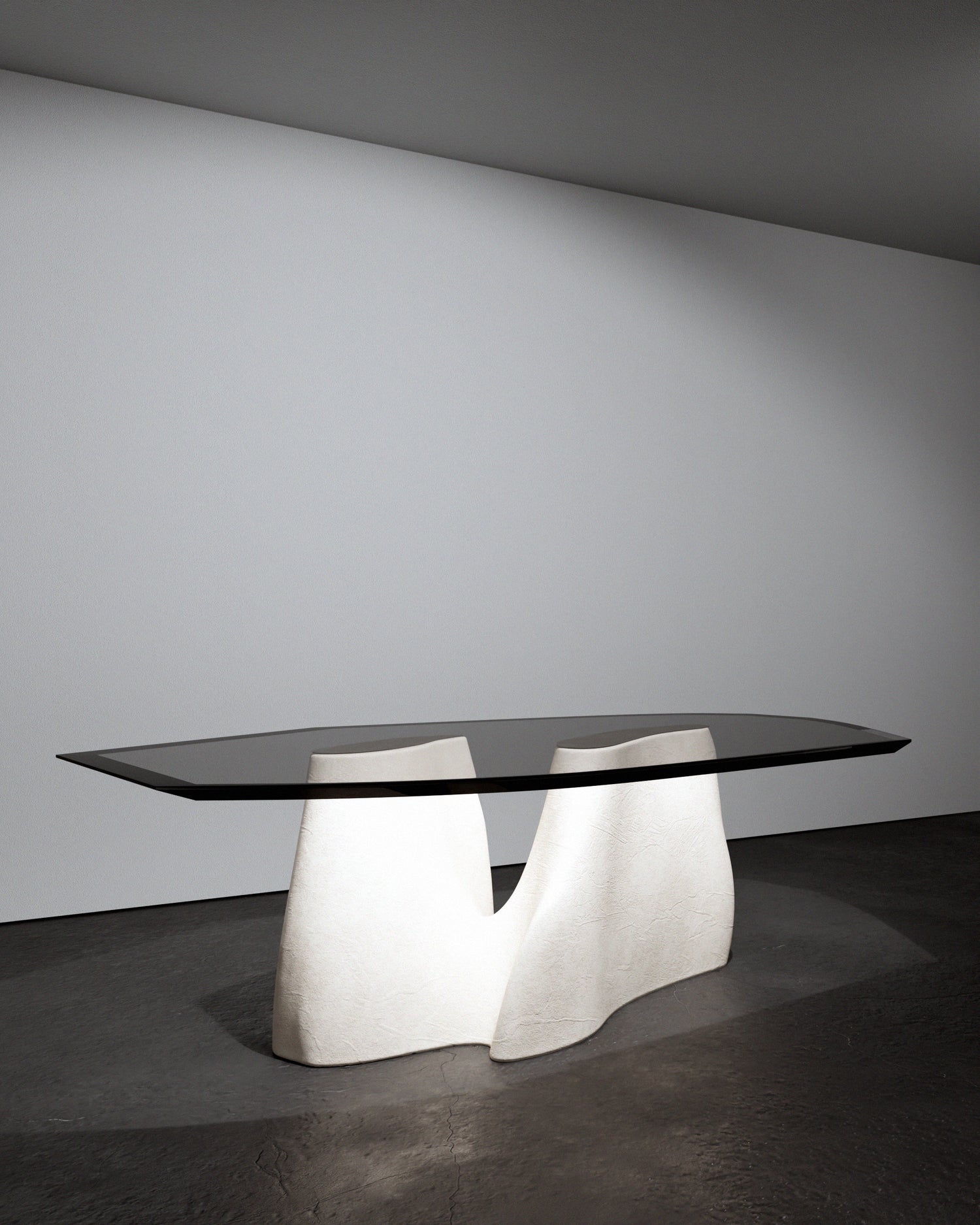 Callux Dining Table
