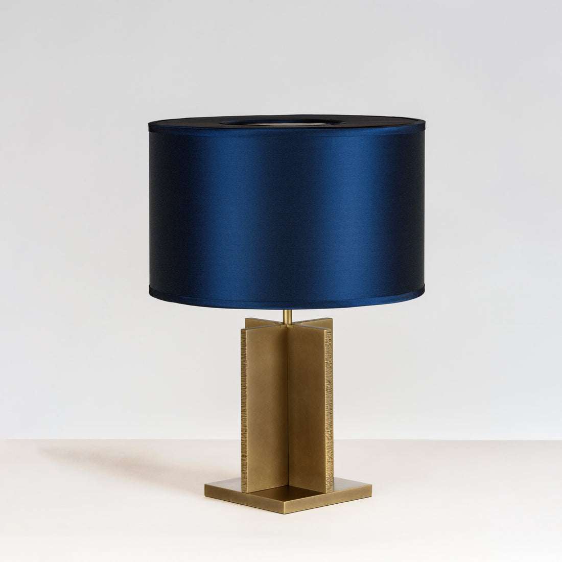 Caracas Table Lamp