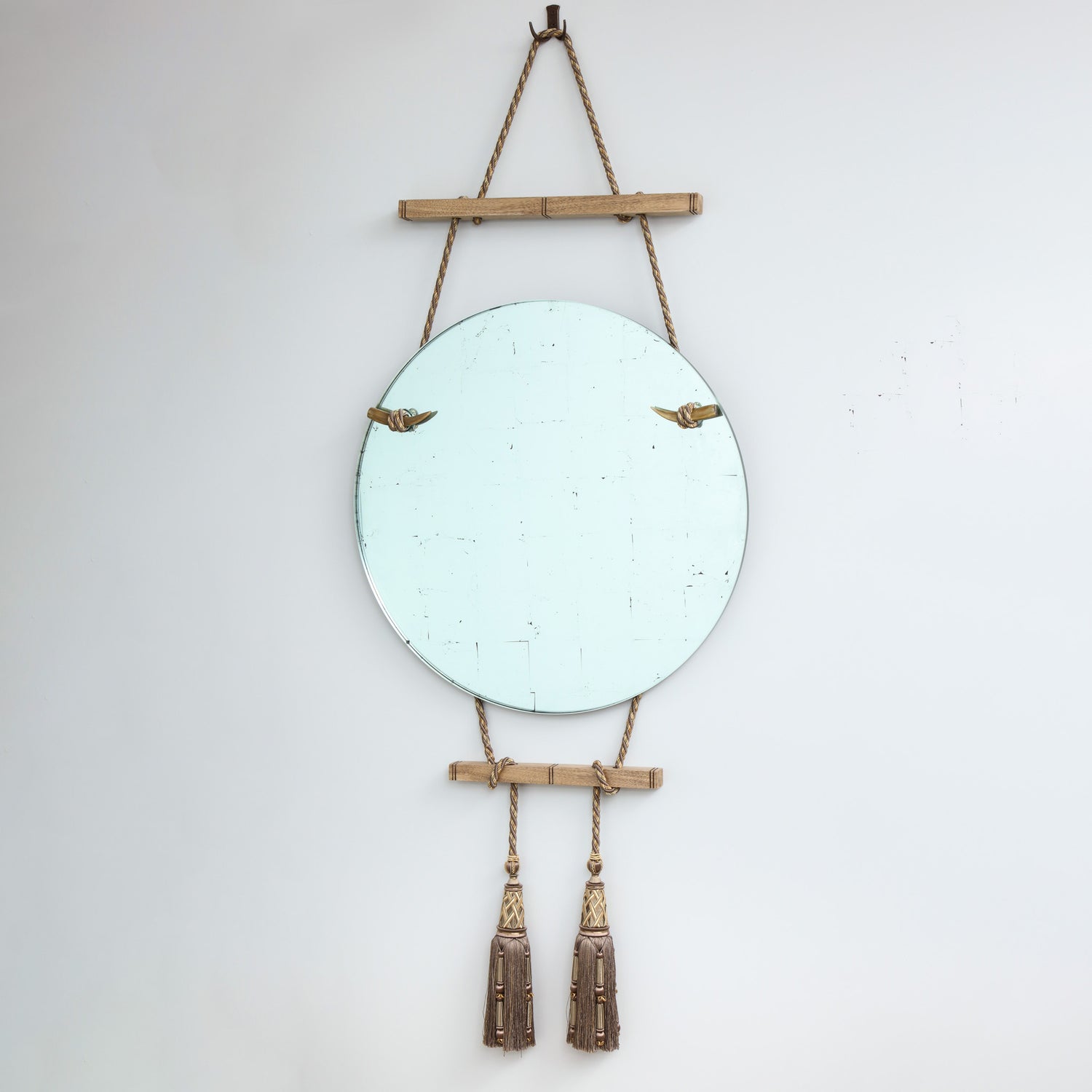 Carlo Mirror