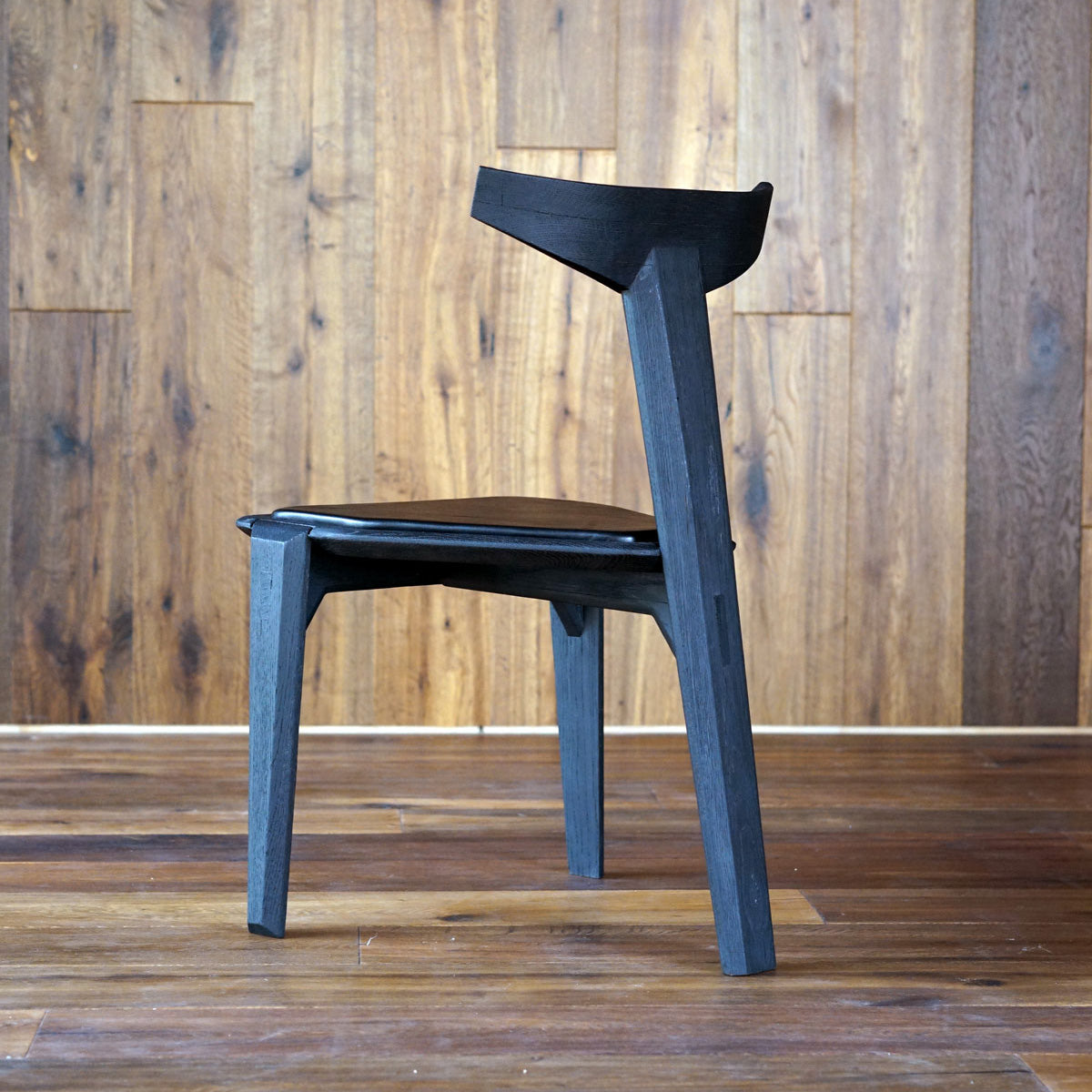 Ceniza Chair