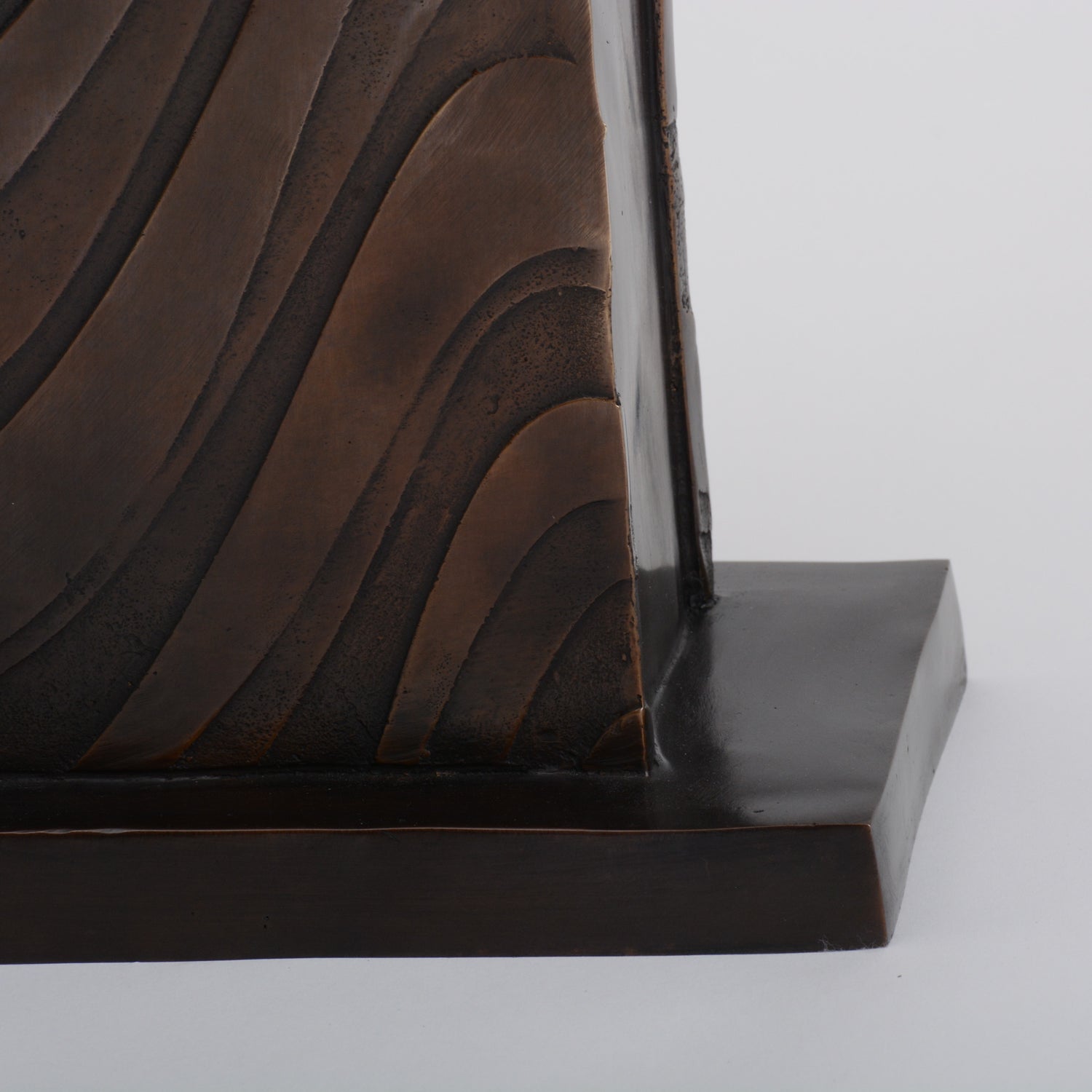 Cliff Table Lamp