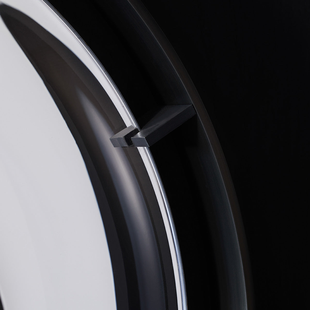 Drop Strap Rippled Mirror