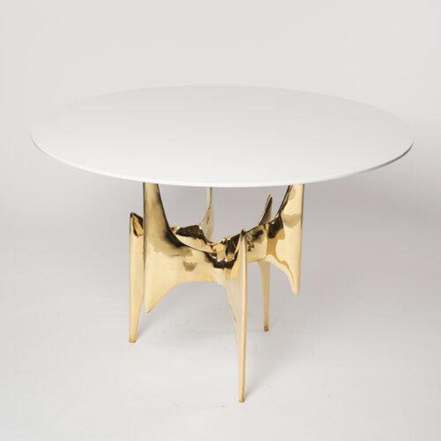 Ella Table
