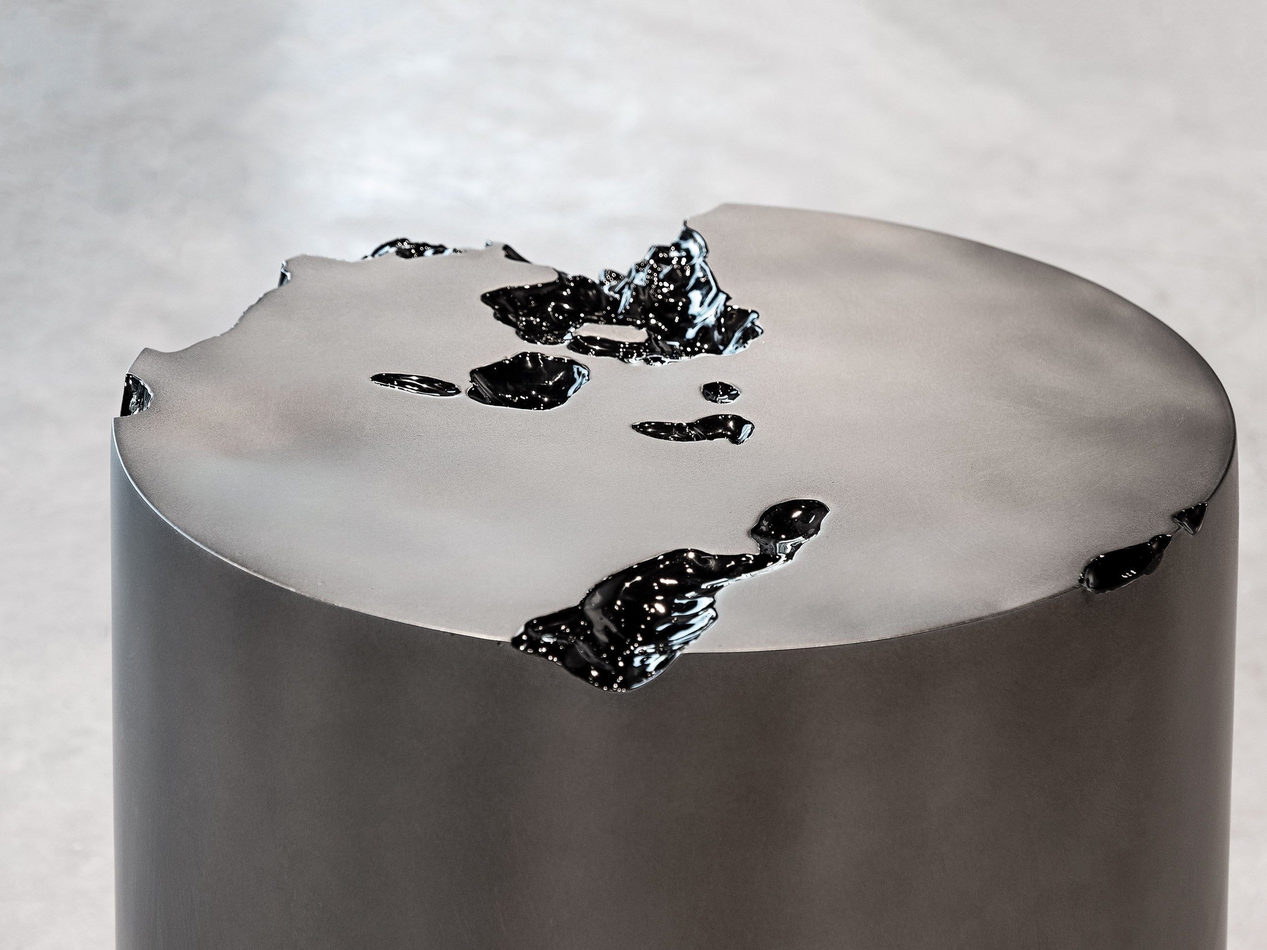 Erosia Side Table (Round)