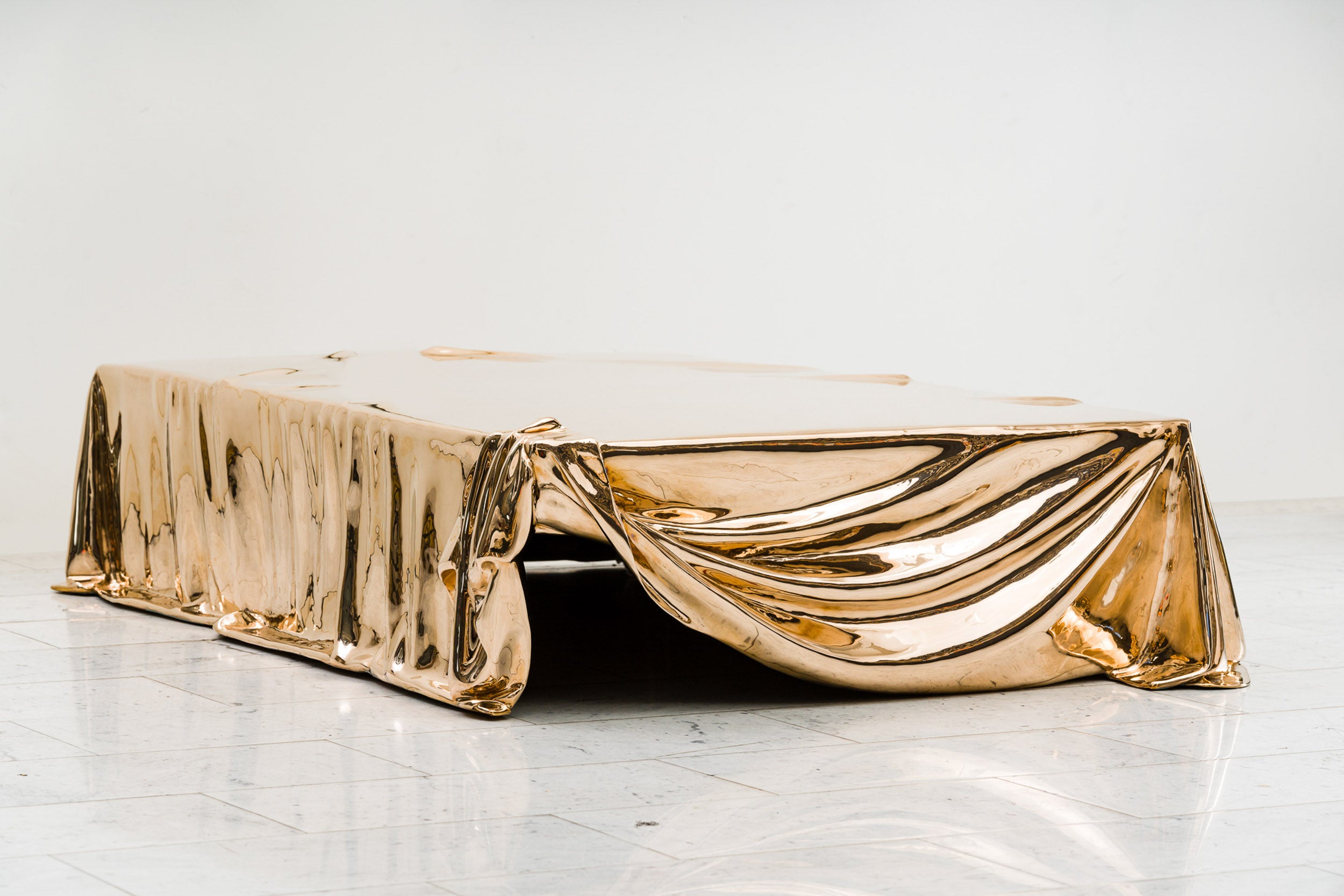 Levitaz Coffee Table