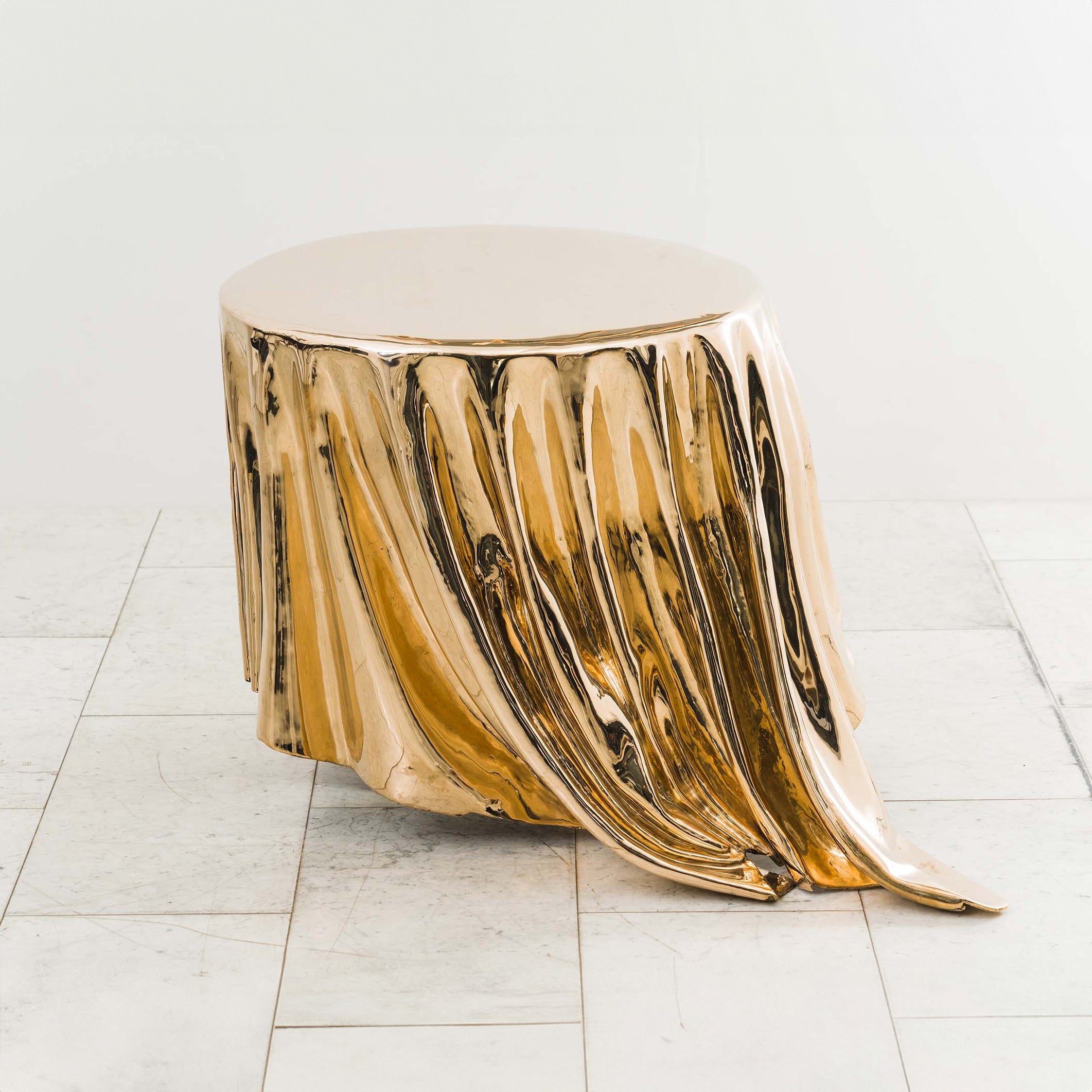 Levitaz Side Table