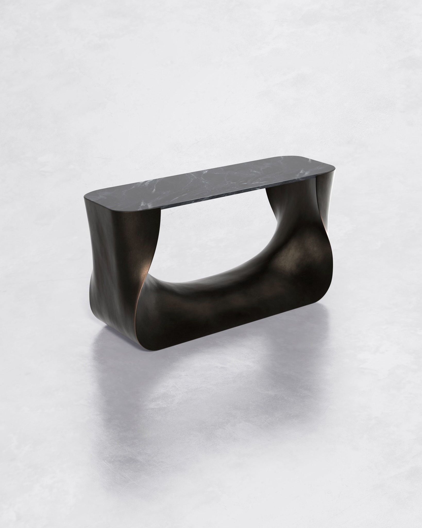 Maverick Grand Console