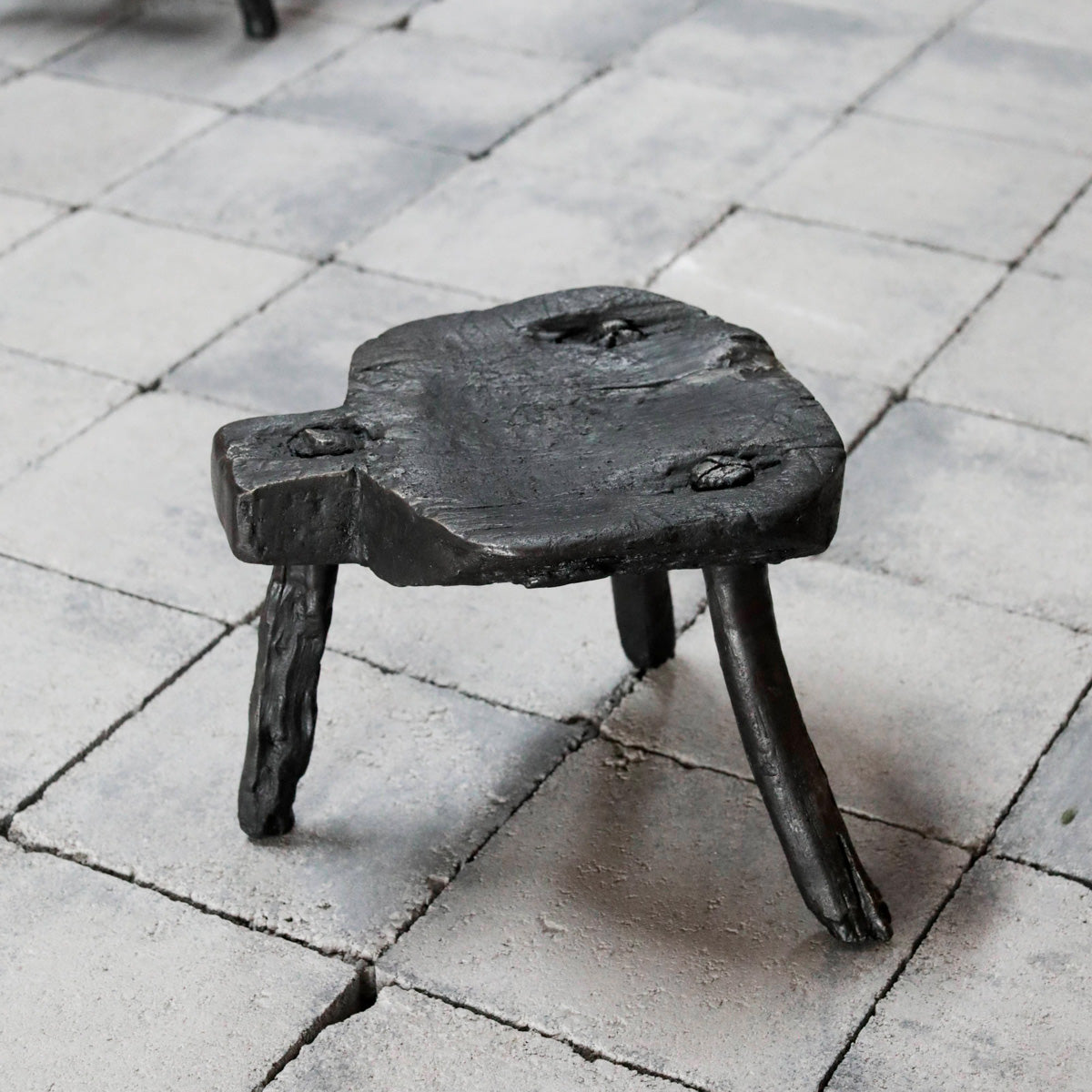 Memoria Stool