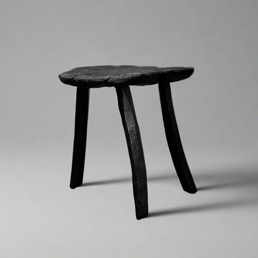Memoria Stool