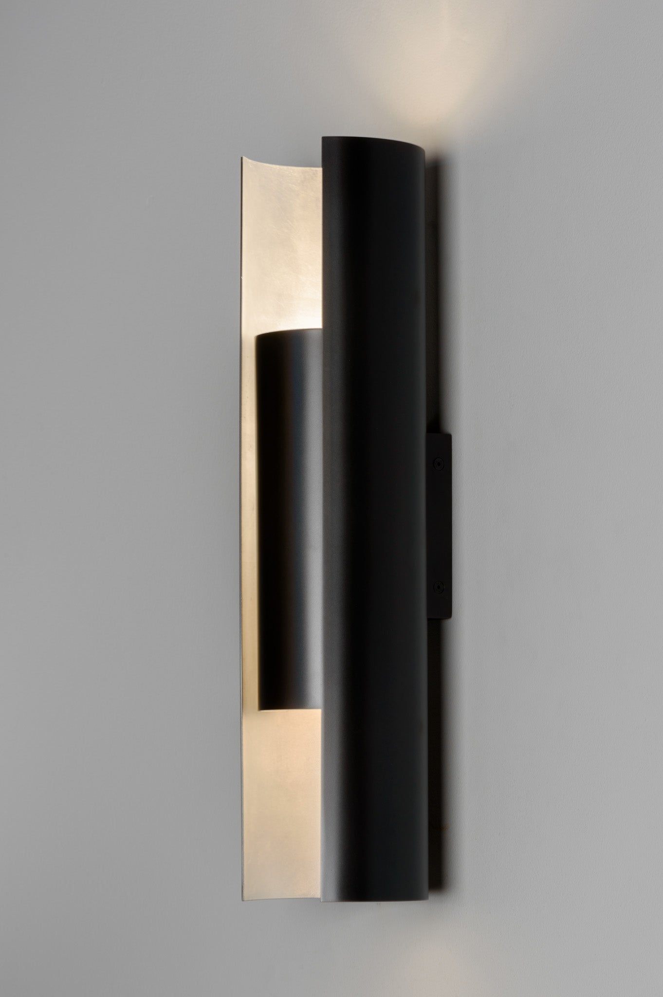 NYX Wall Light