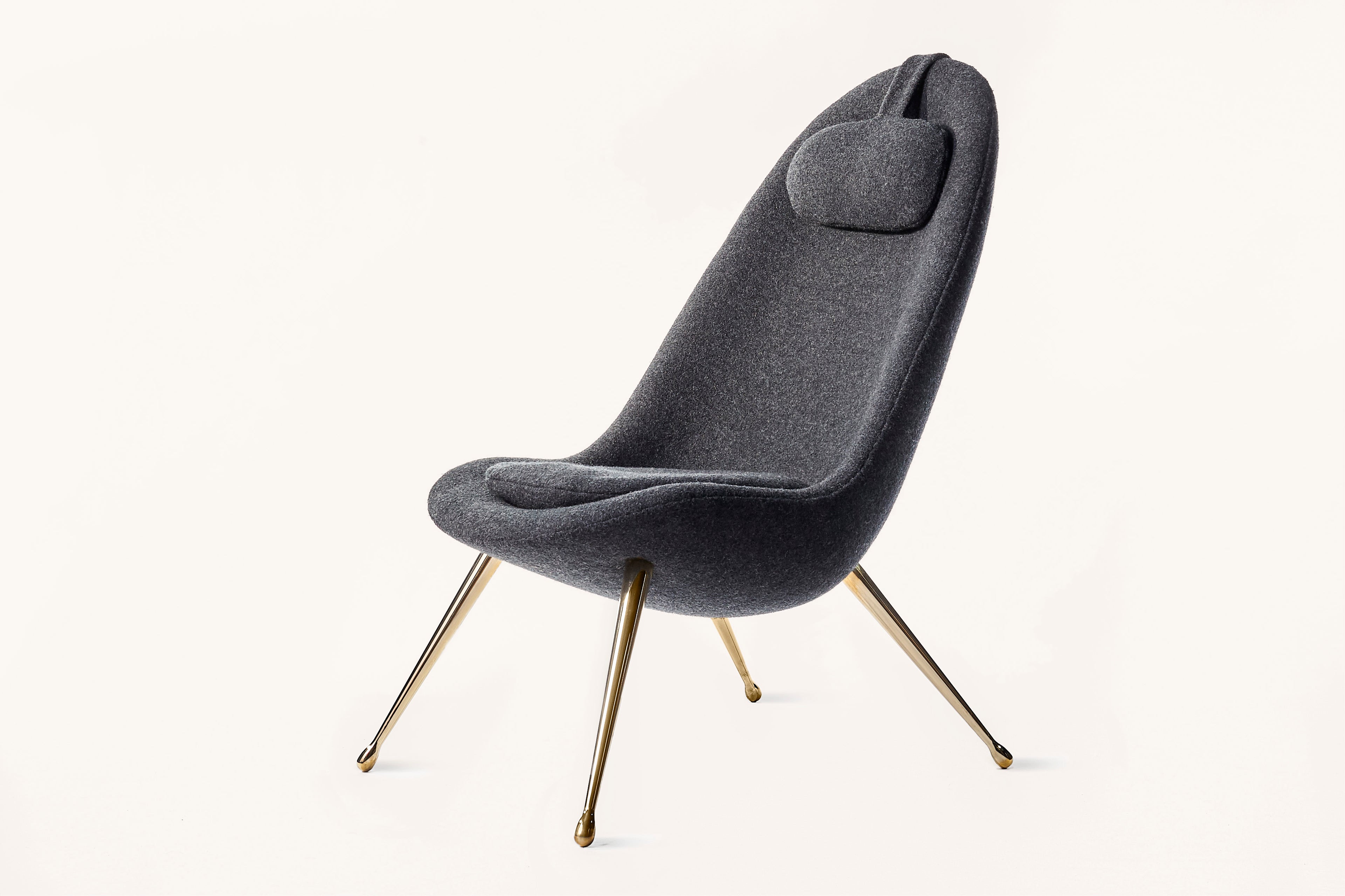 Pause Lounge Chair