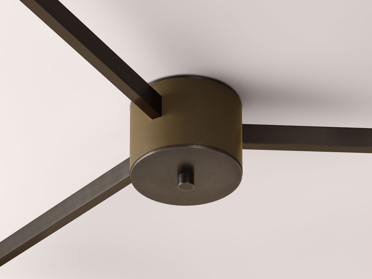 Rib Chandelier 3 Flush Mount