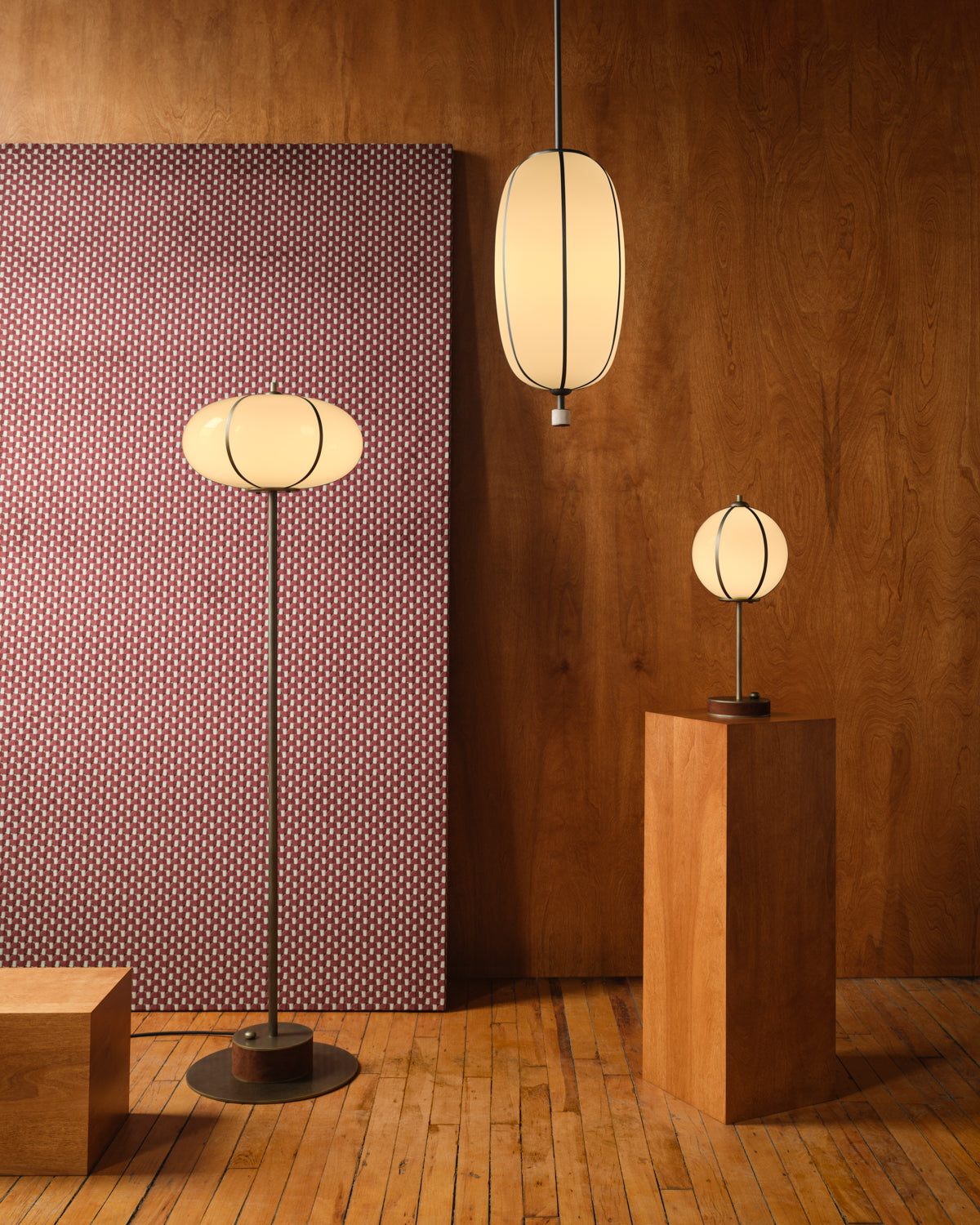 Rib Floor Lamp Sphere