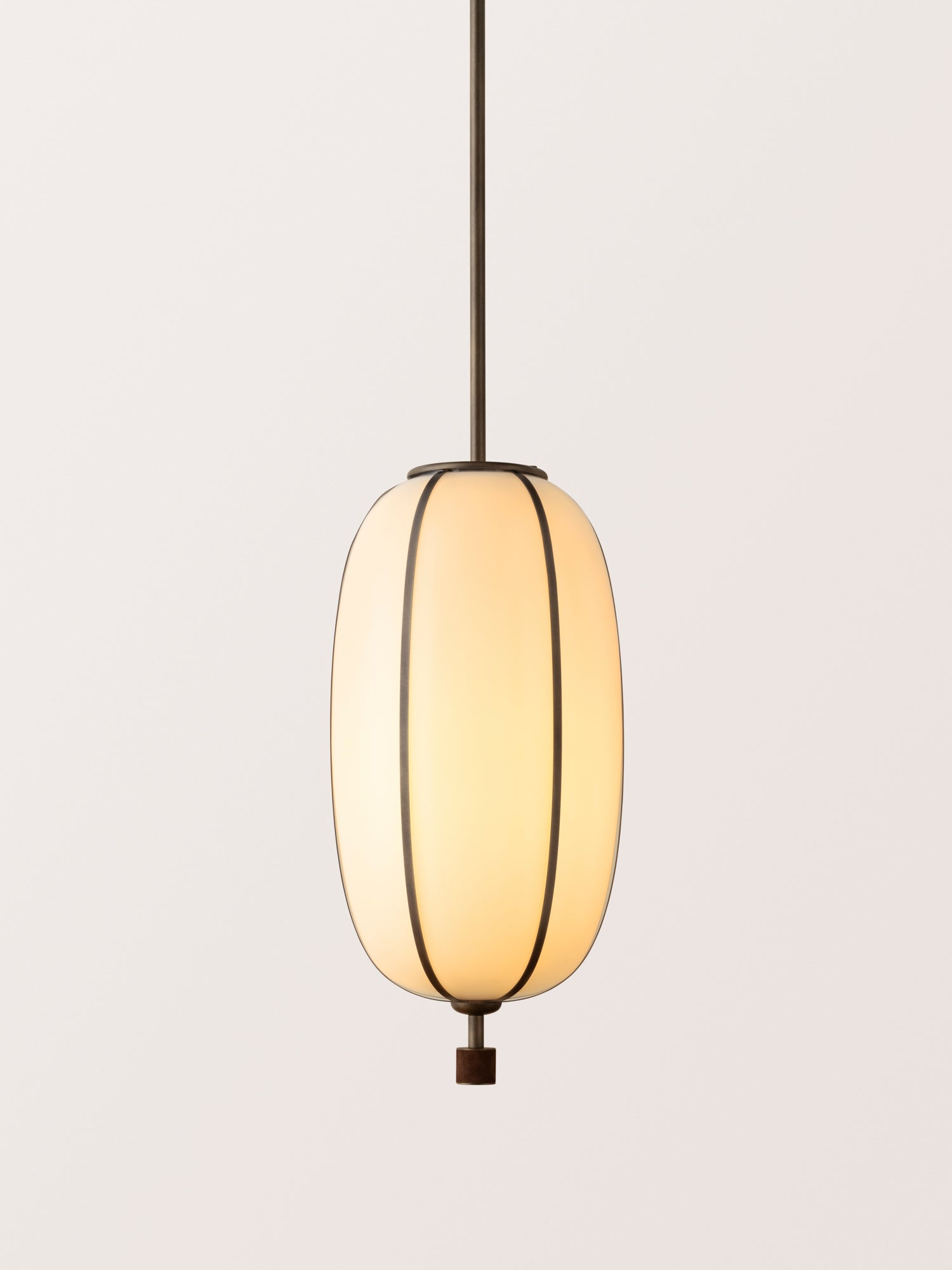 Rib Pendant Capsule