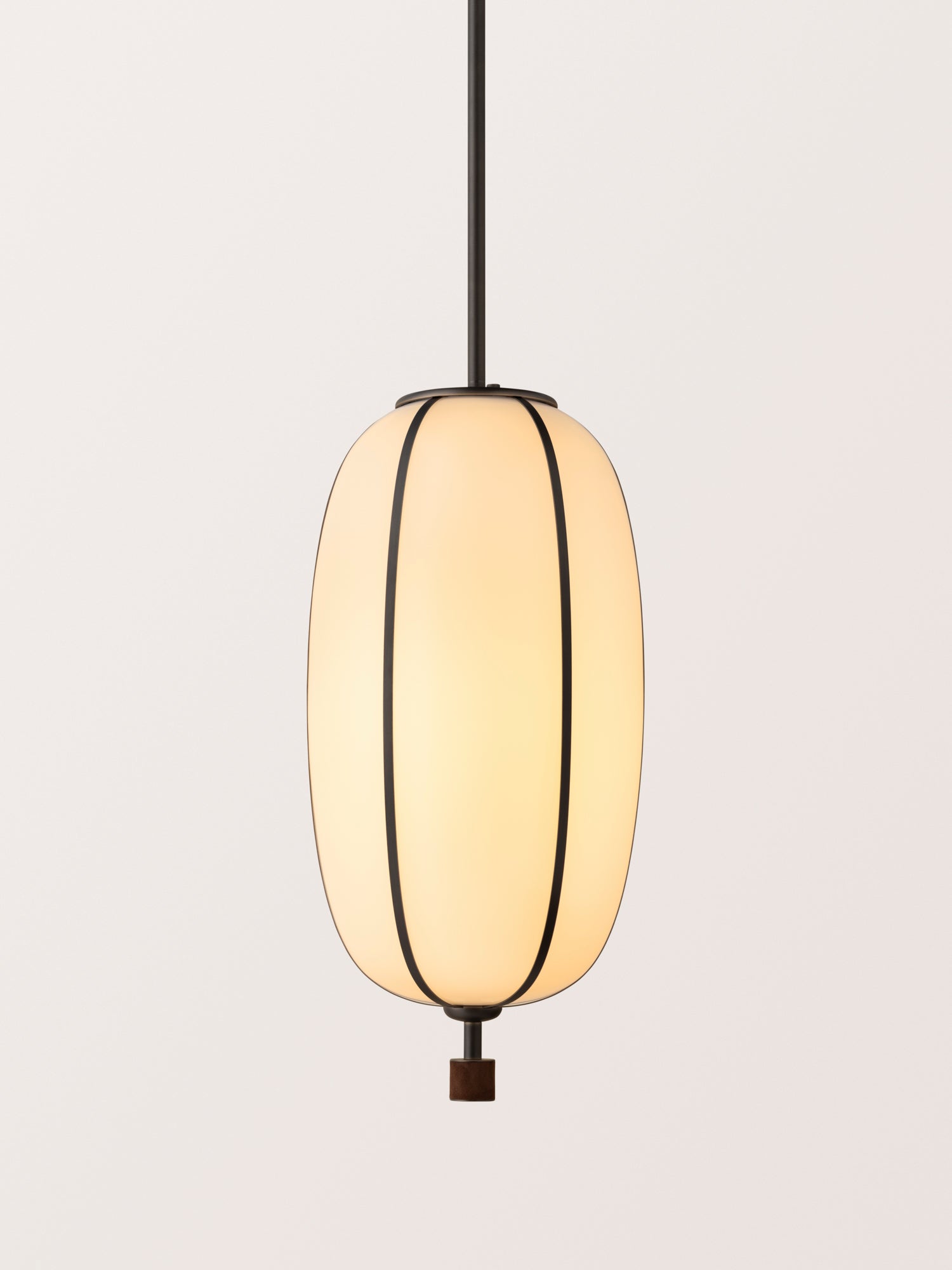 Rib Pendant Capsule