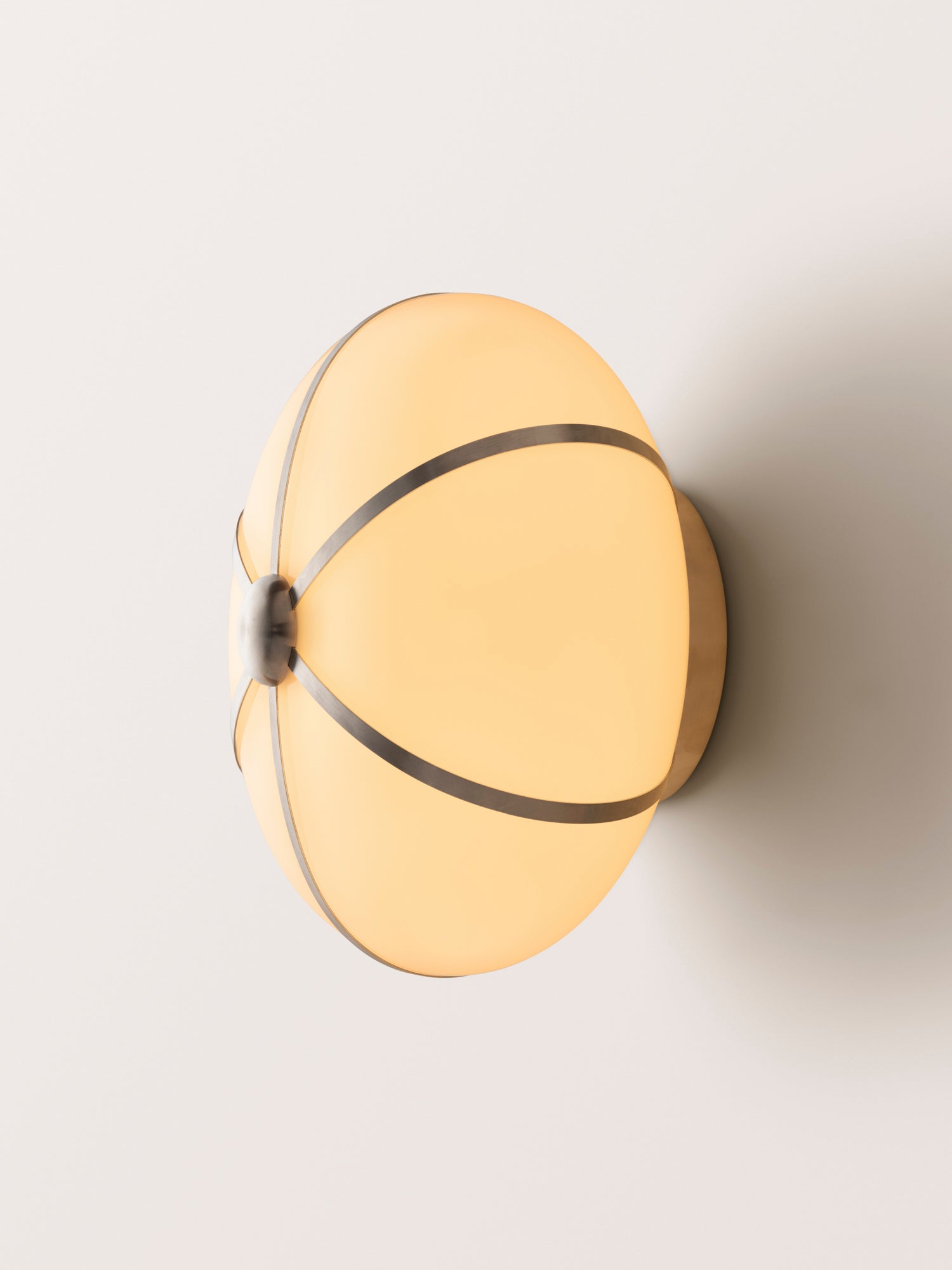 Rib Sconce Small Ellipse