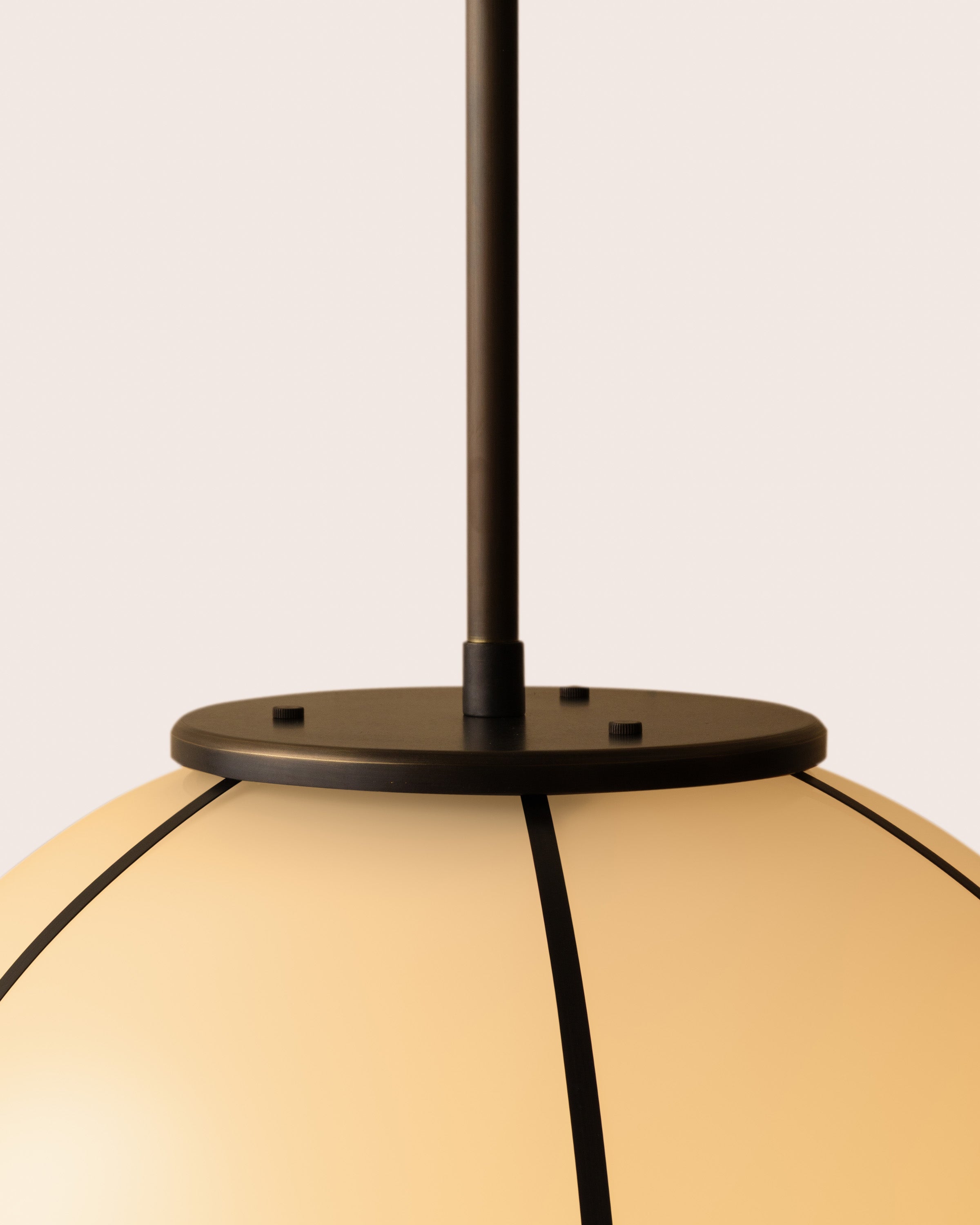 Rib Pendant XL Sphere