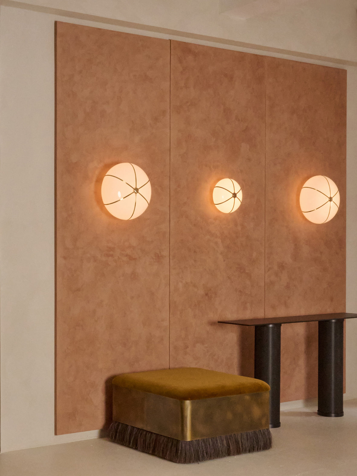 Rib Sconce Small Sphere