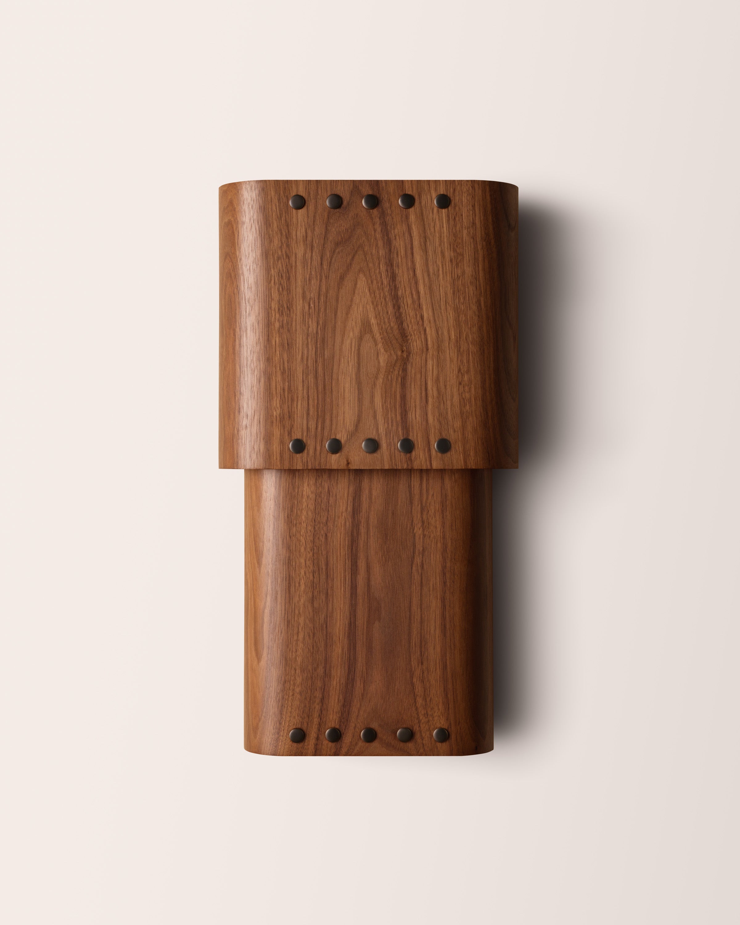 Stud Sconce Curved 2