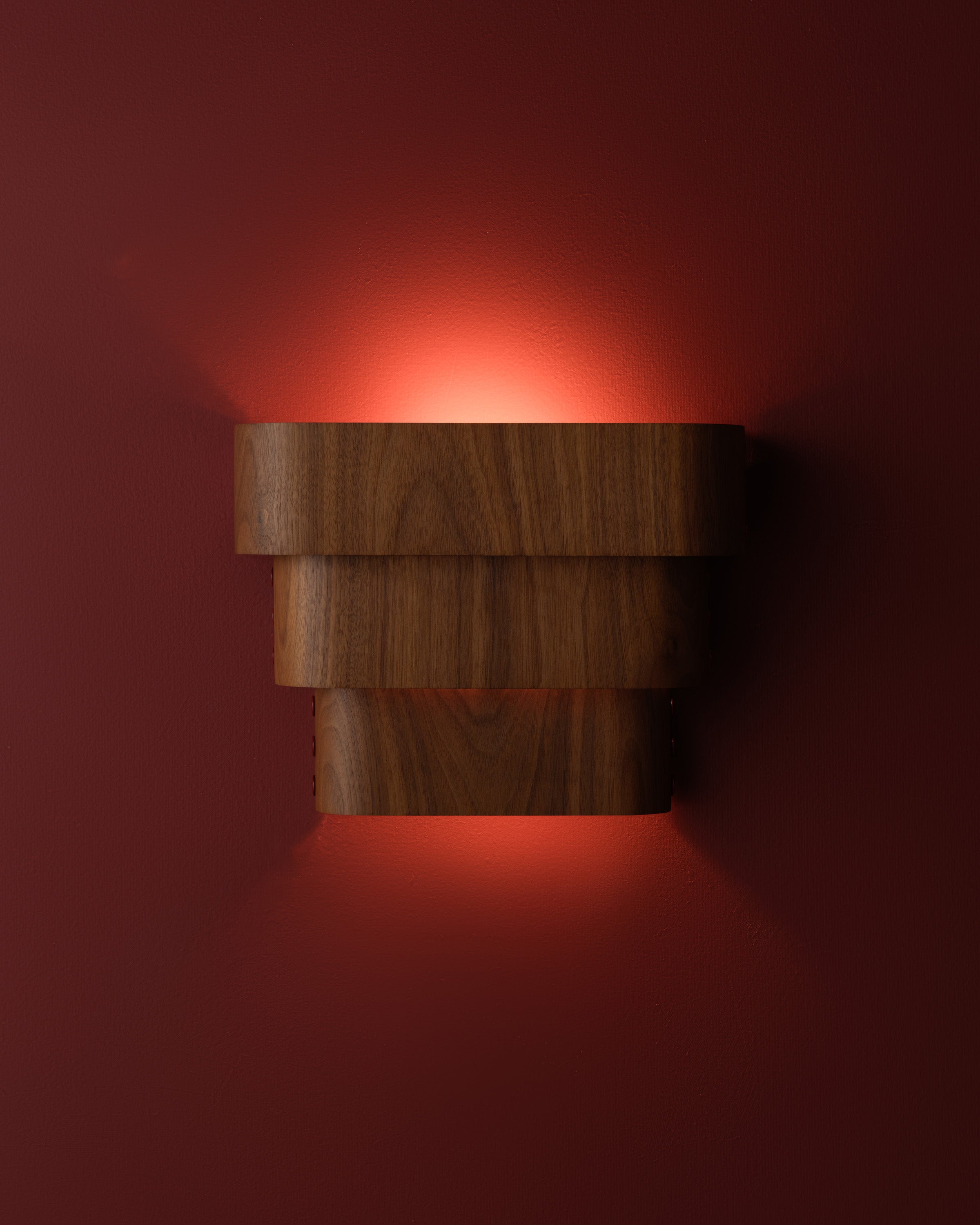 Stud Sconce Curved 3