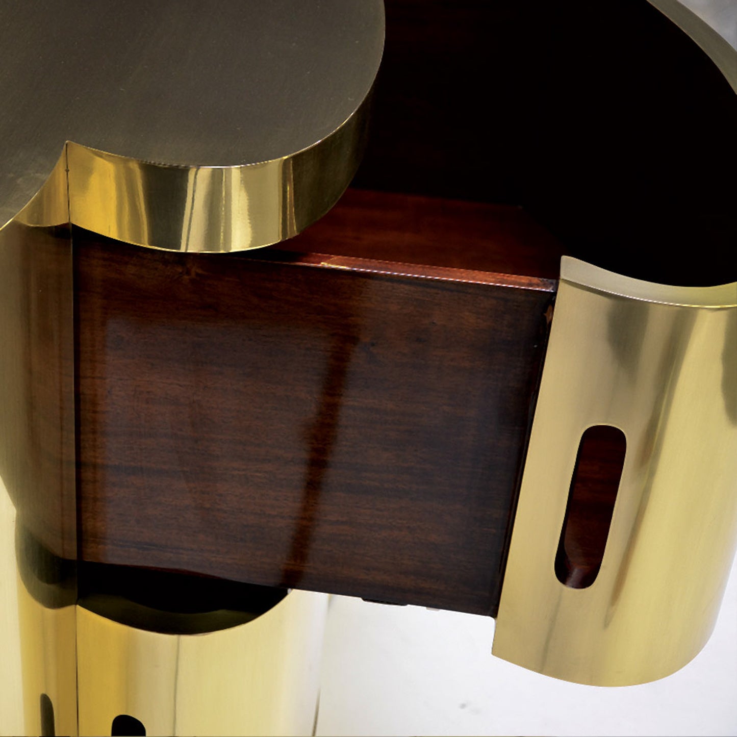Susu Brass Bedside Table (4 Drawers)