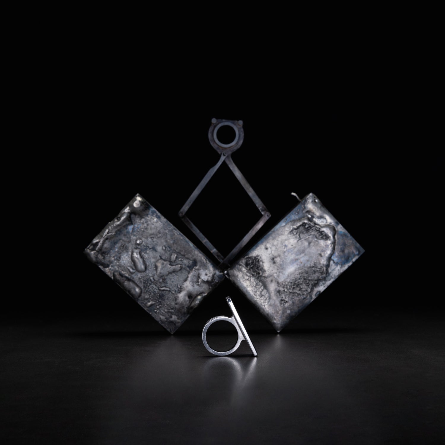 Textured Box & Ring