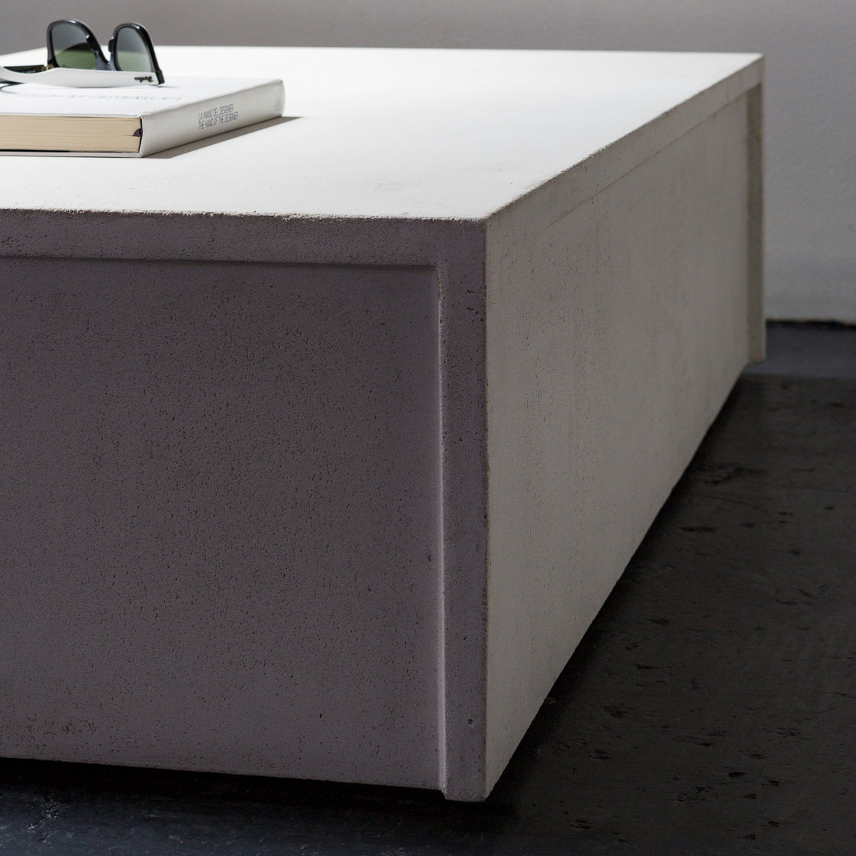 Vanisher Coffee Table
