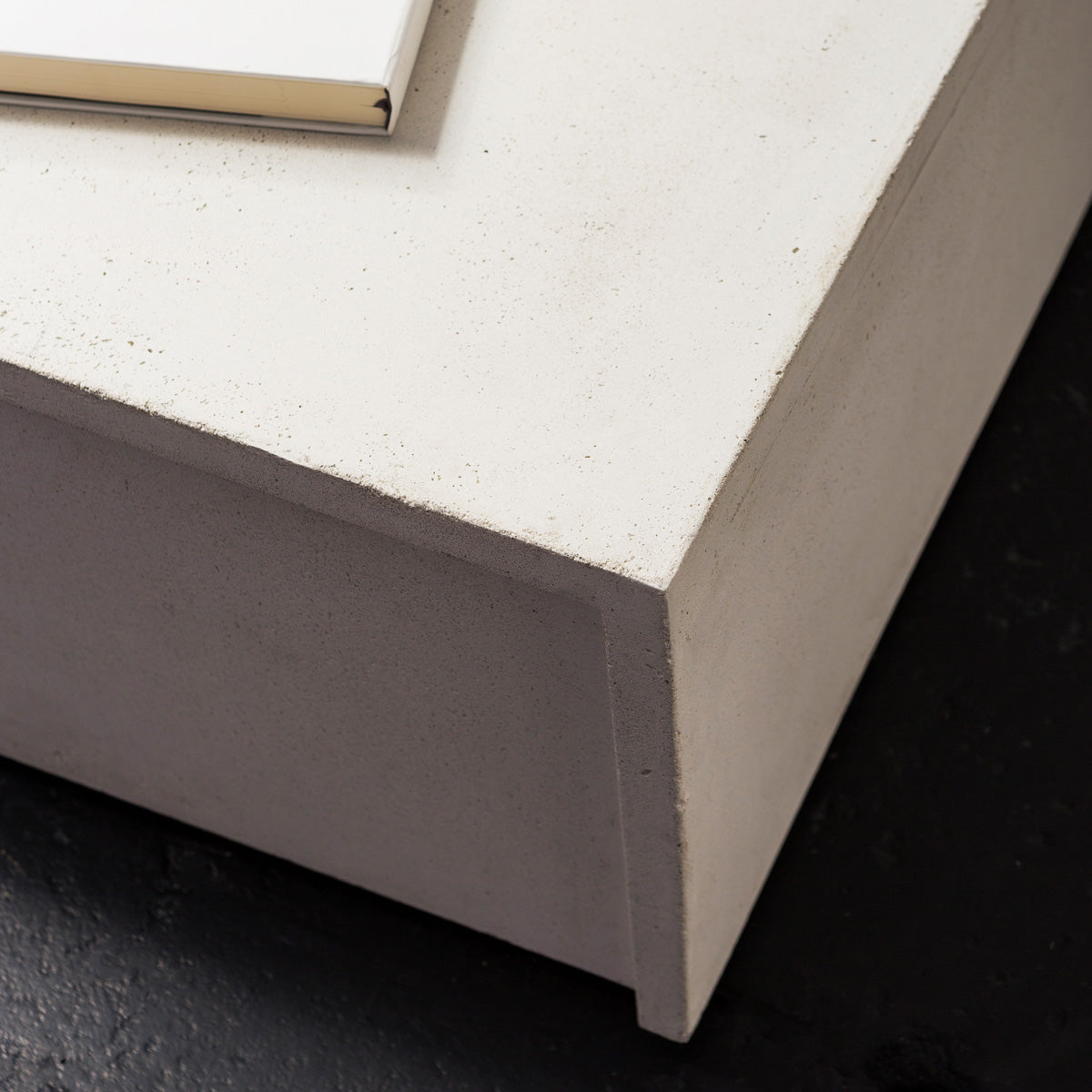 Vanisher Coffee Table