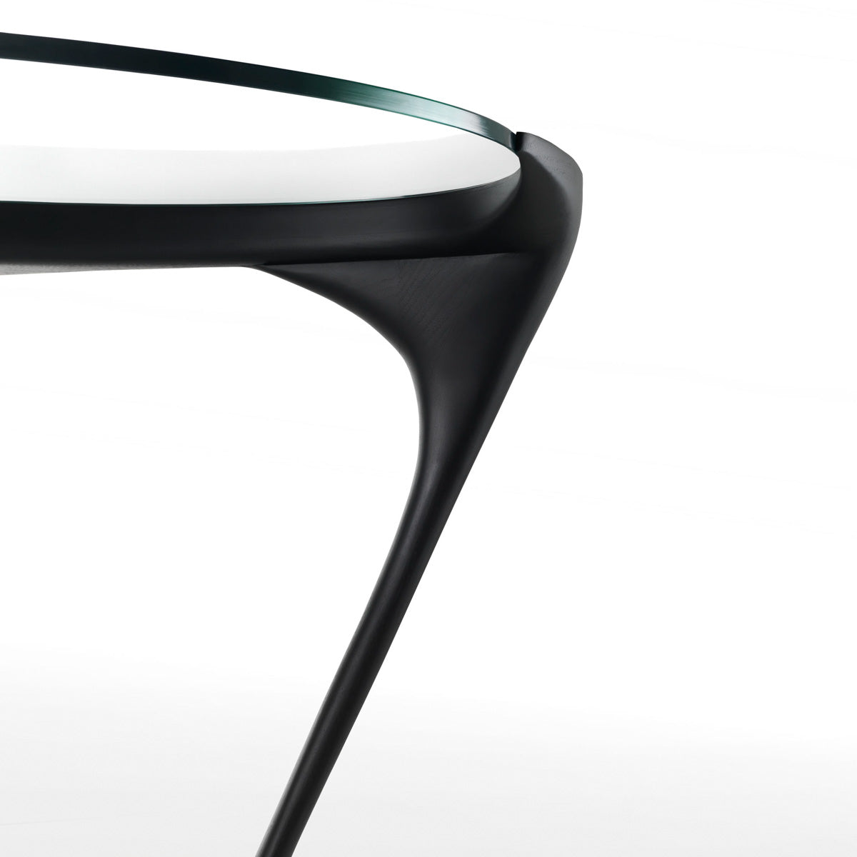 Yris Dining Table