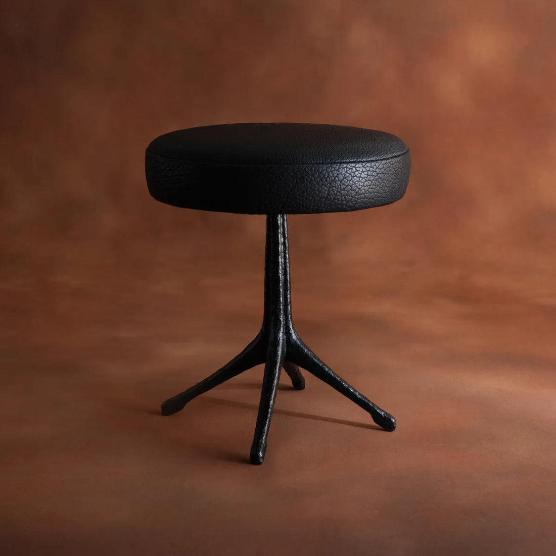 Robin Stool - Black