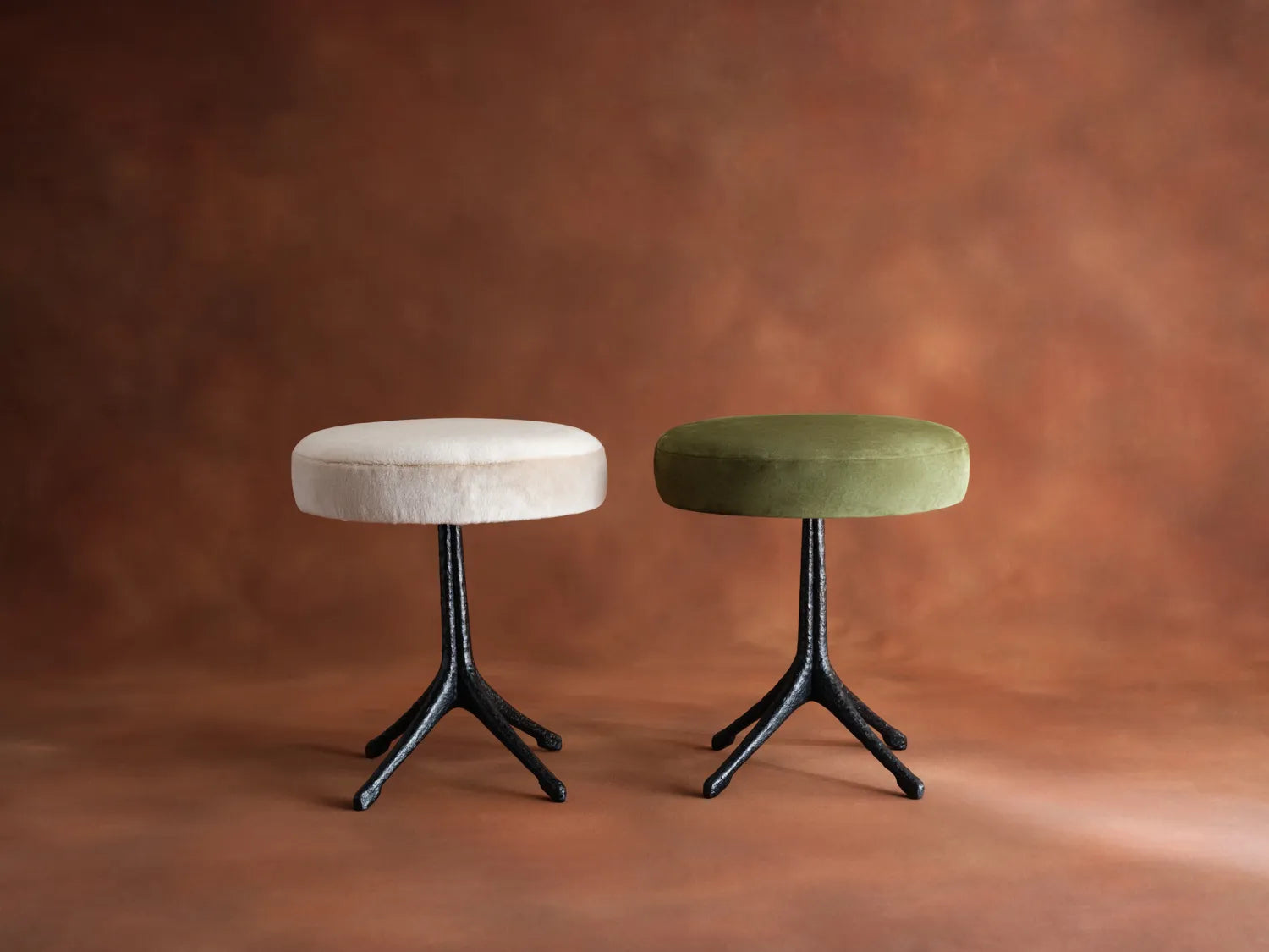 Robin Stool - Black