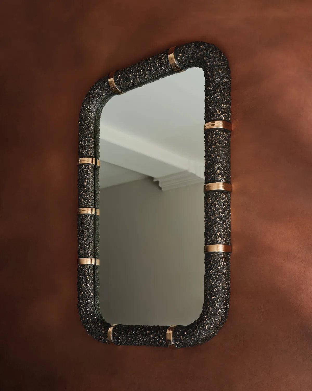 Ayla Mirror