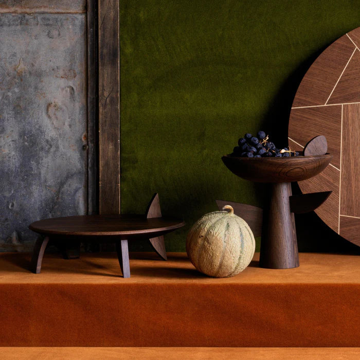 Kelly Behun Leaf Flat Platter on Stand
