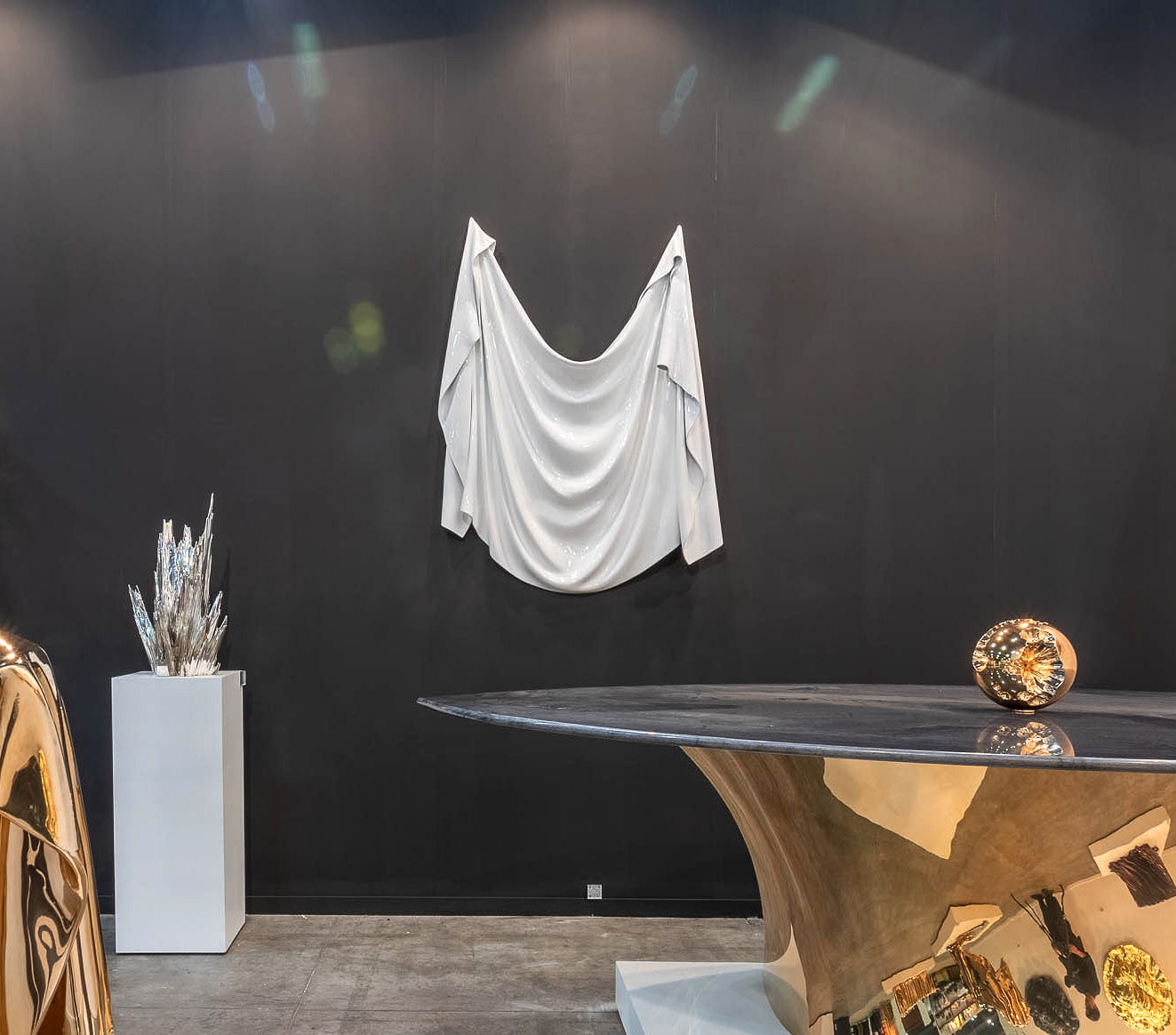 Levitaz Wall Panel
