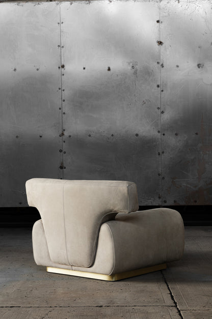 Pitao Armchair