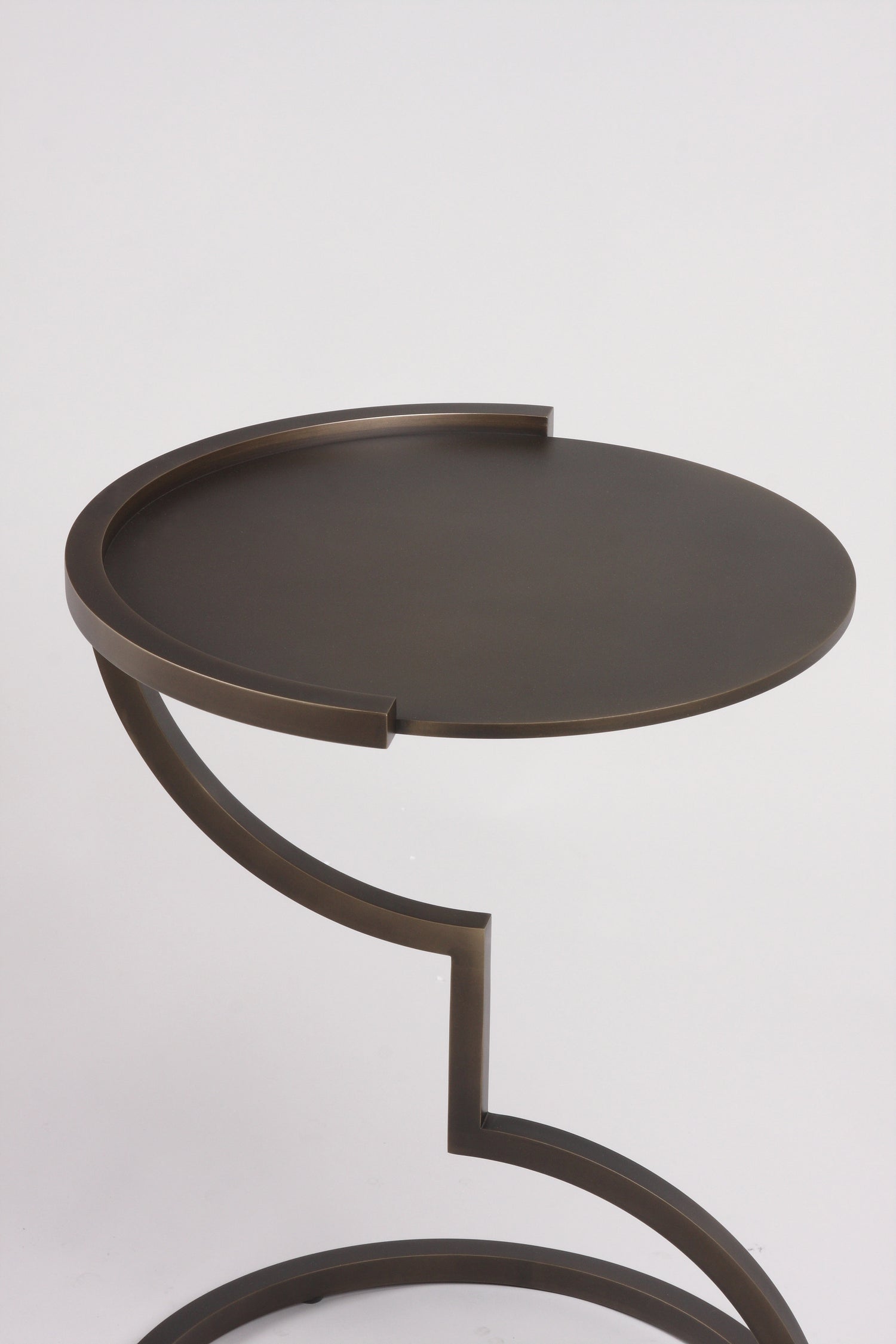 T140g Pedestal Table