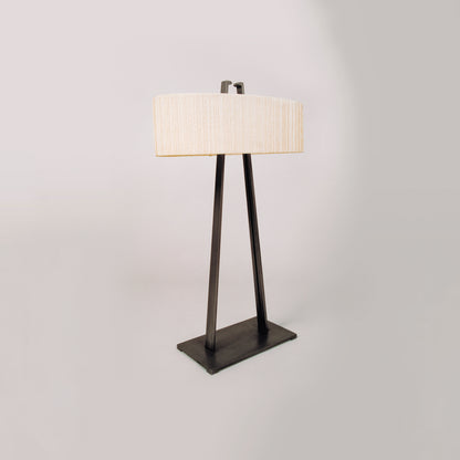 L135 Table Lamp