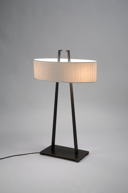 L135 Table Lamp