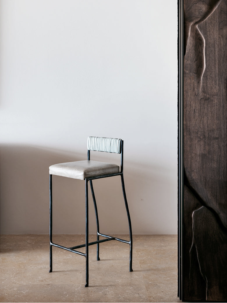 Leveller Barstool