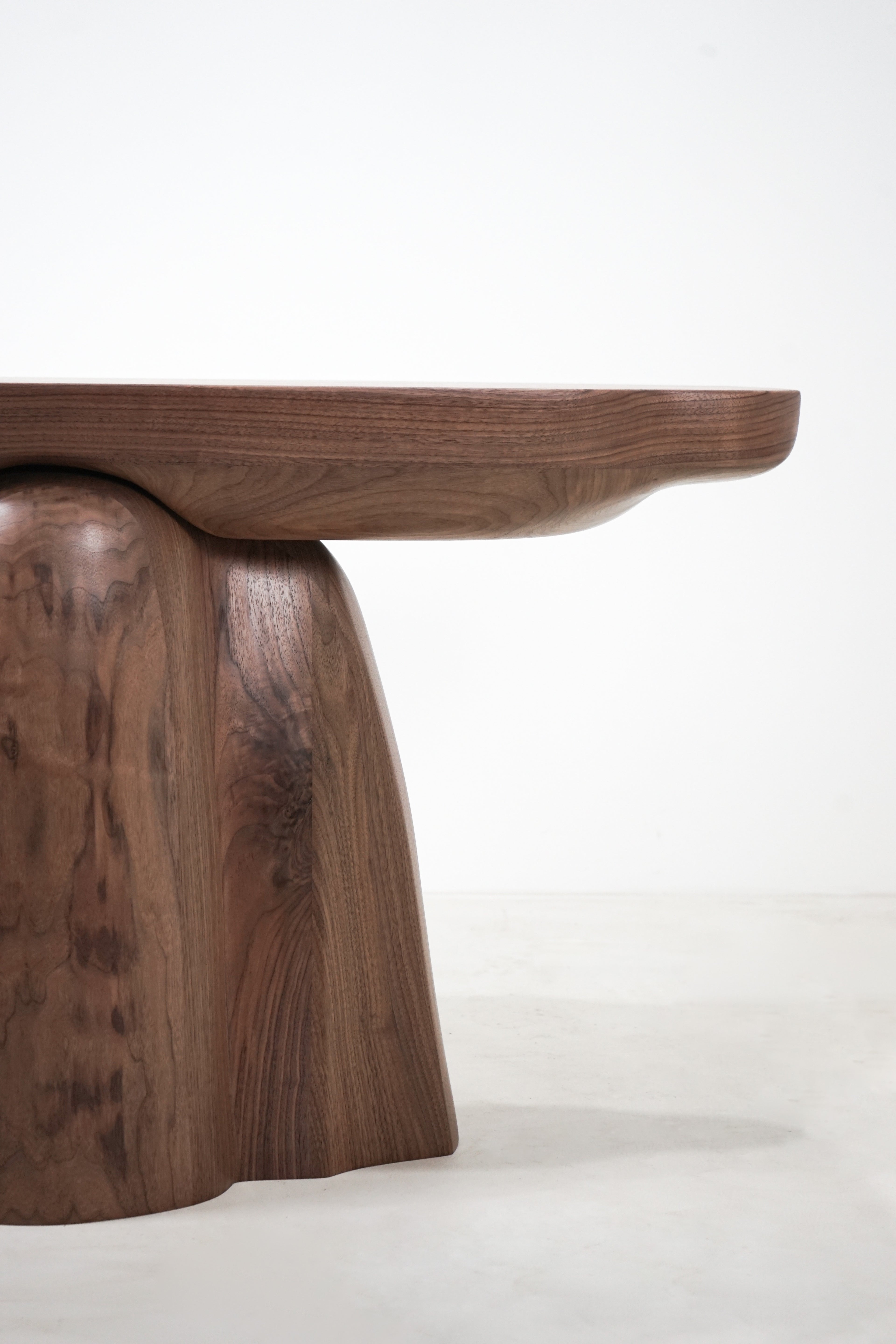 Alpha Console Table (Sculpture Console)